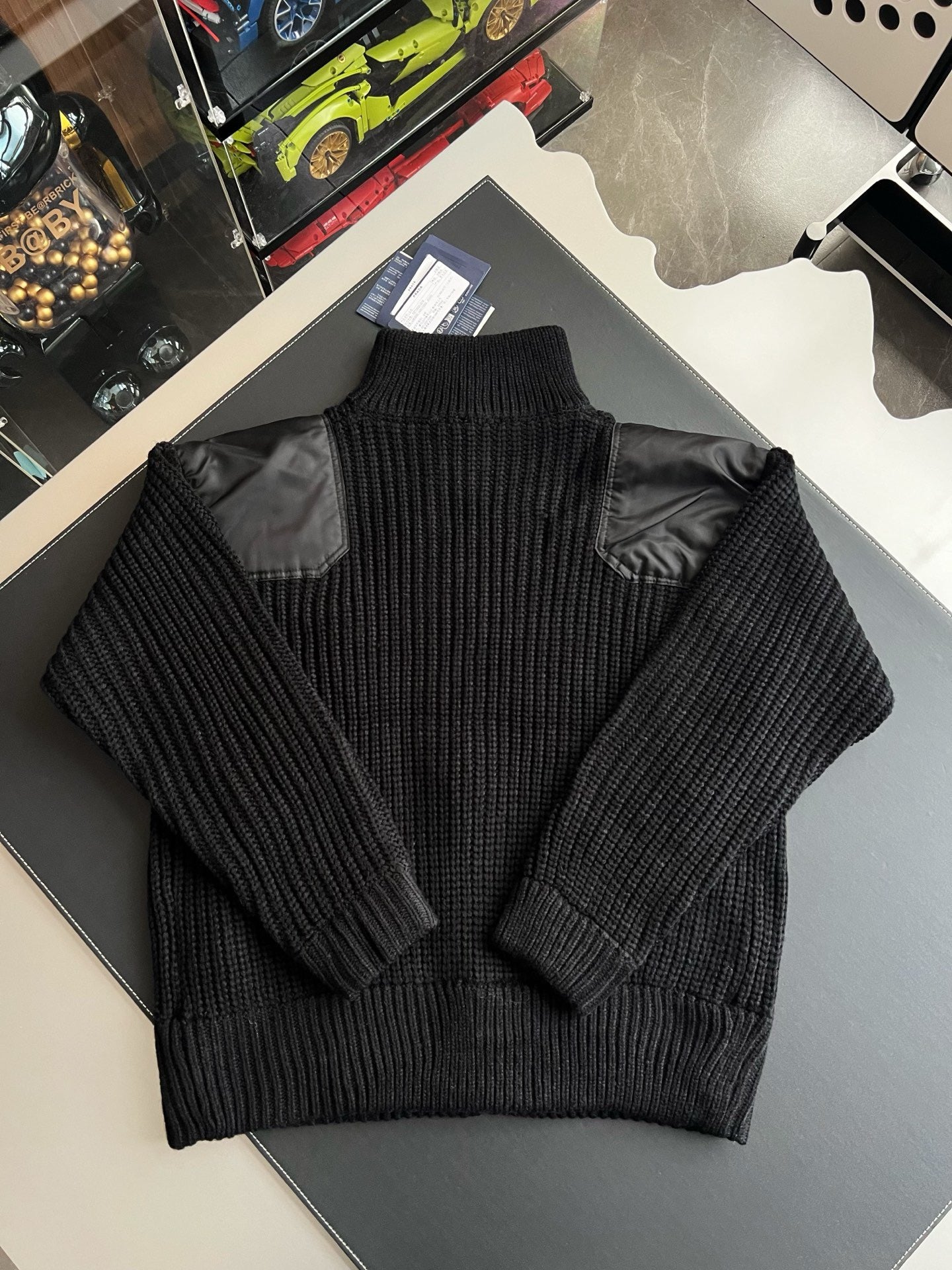 프라다 하이 넥 가디건