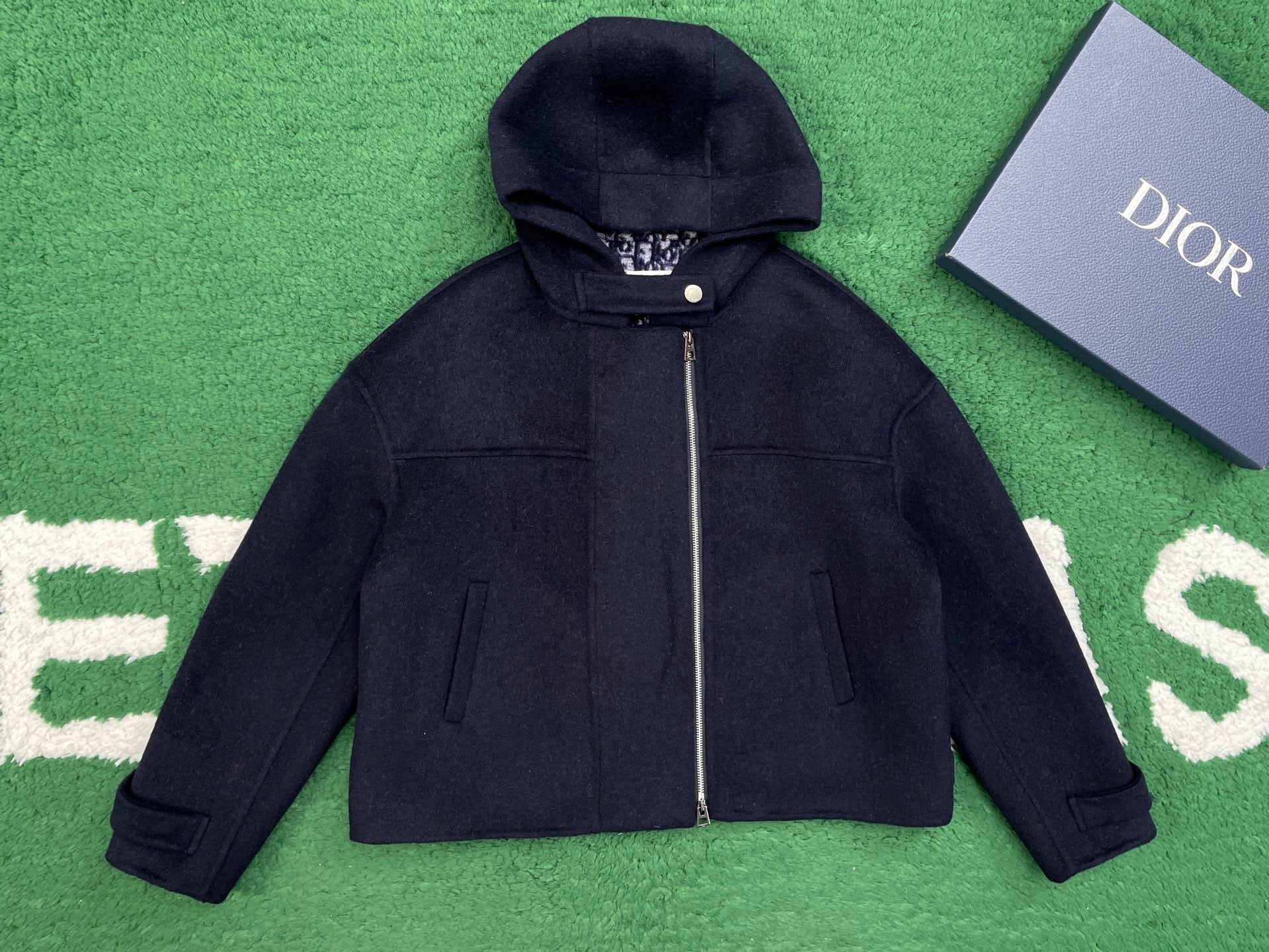 디올 지퍼 후드 네이비 블루 양면 버진 울 실크 피코트