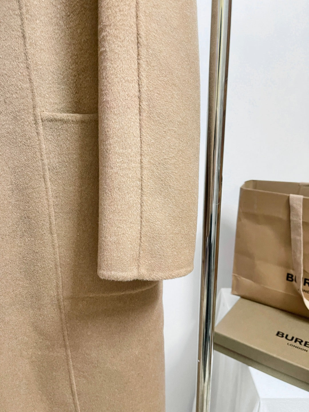 버버리 울 후드 랩 코트 아카이브 베이지