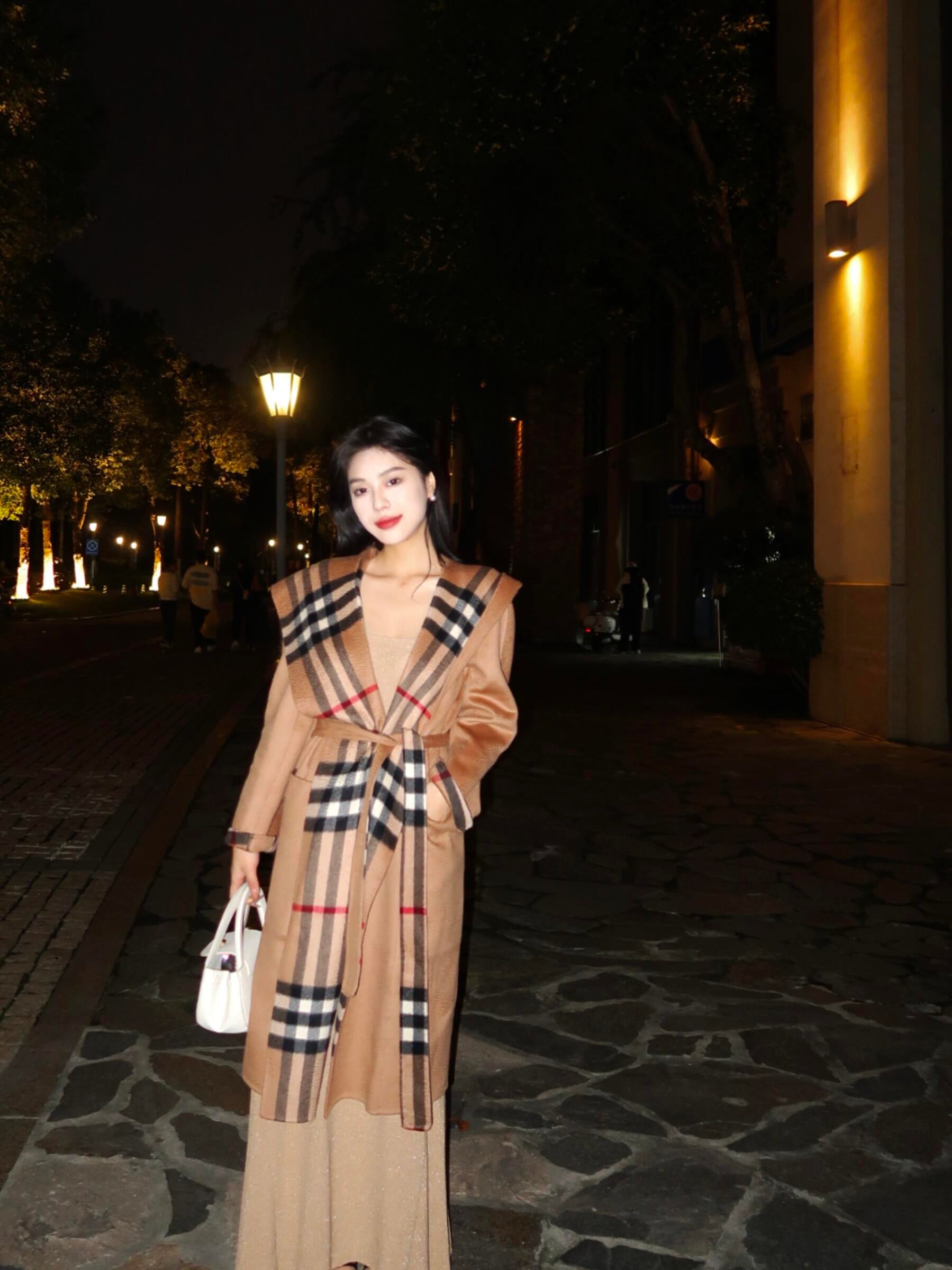 버버리 울 후드 랩 코트 아카이브 베이지