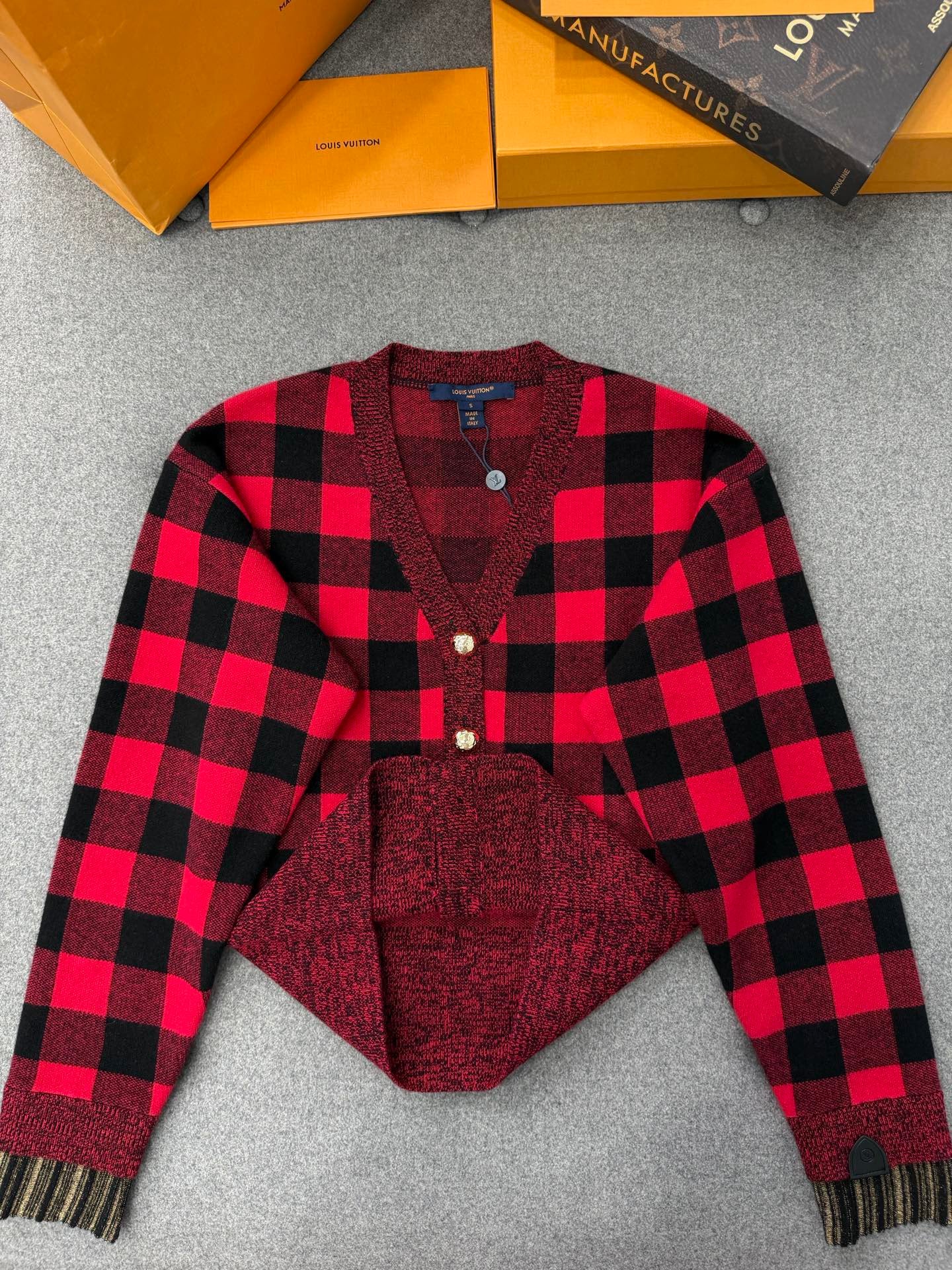 루이비통 그래픽 체크 니트 가디건