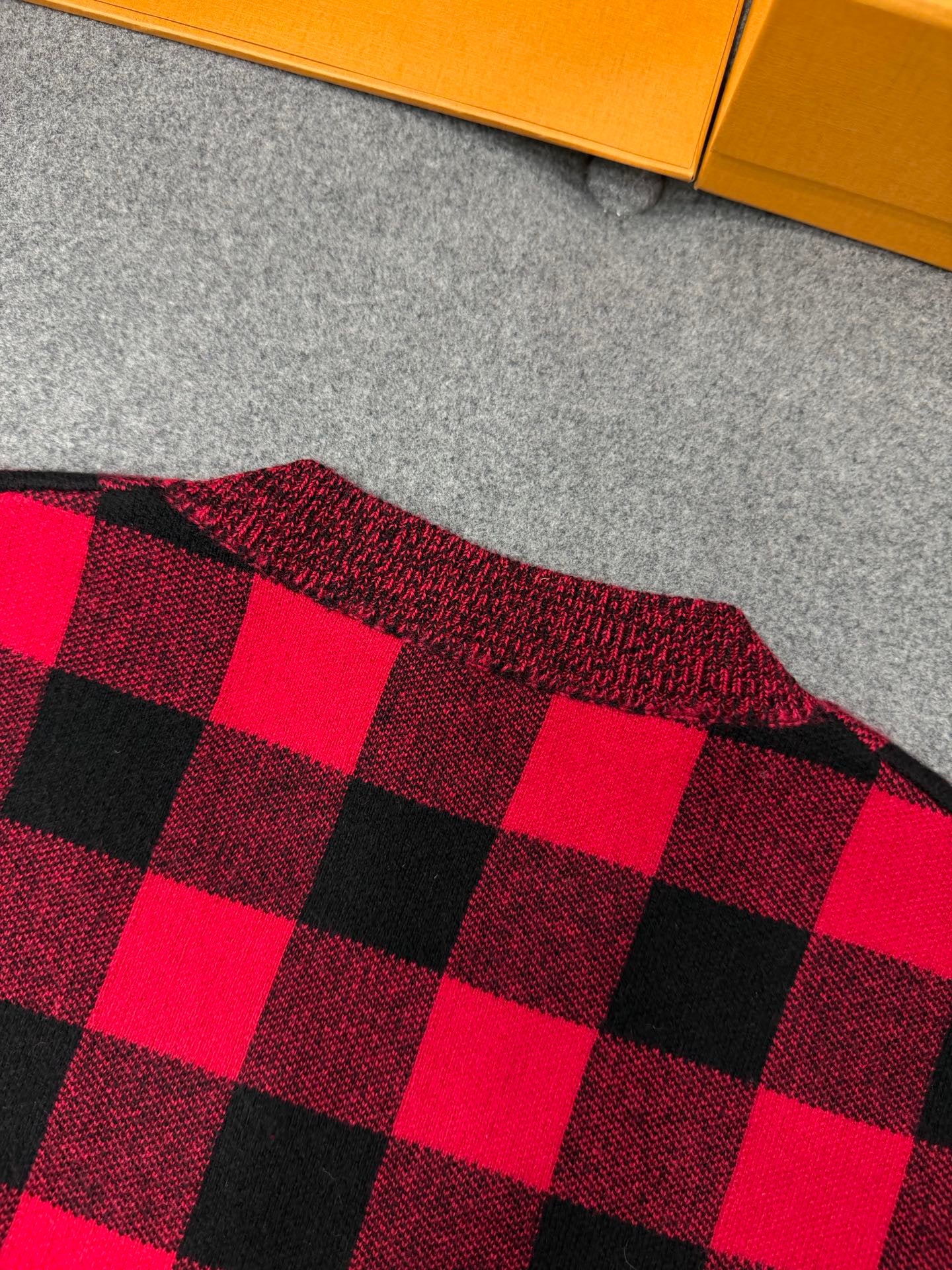 루이비통 그래픽 체크 니트 가디건