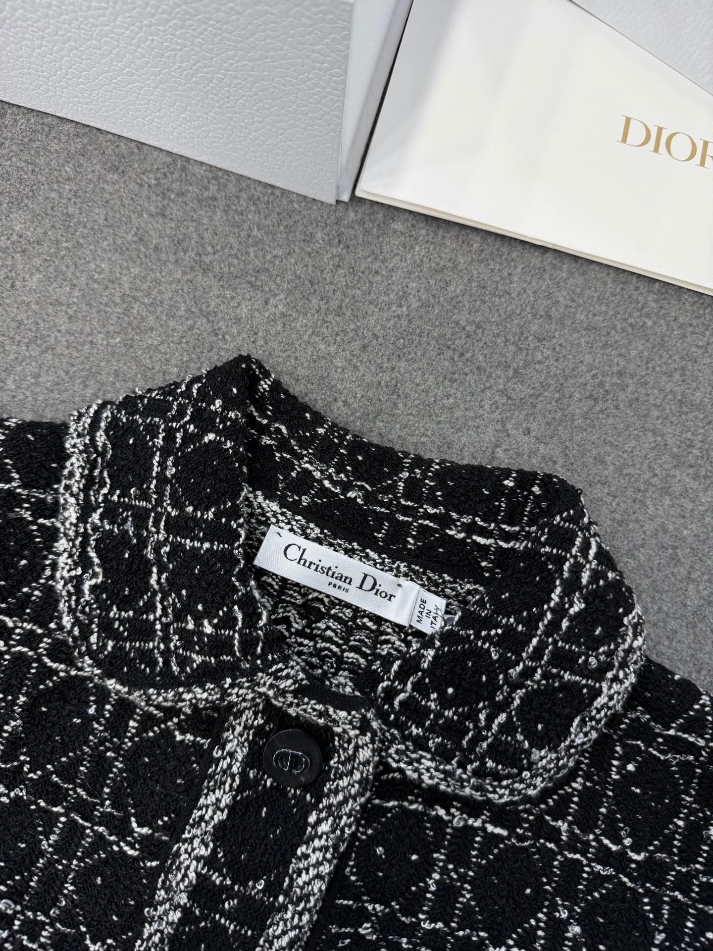 디올 매크로 까나쥬 재킷 블랙 앤 화이트 테크니컬 코튼 트위드