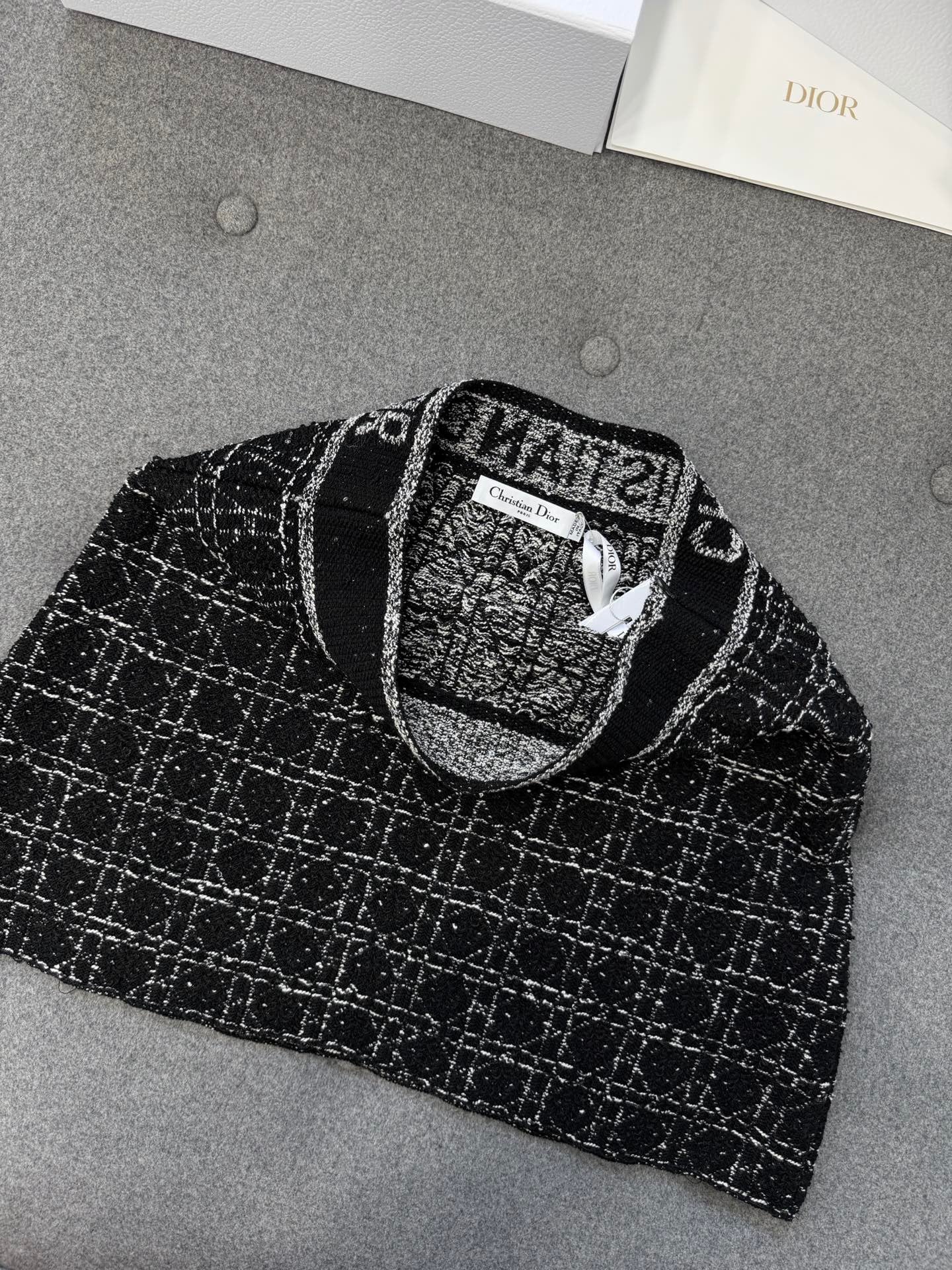 디올 매크로 까나쥬 재킷 블랙 앤 화이트 테크니컬 코튼 트위드