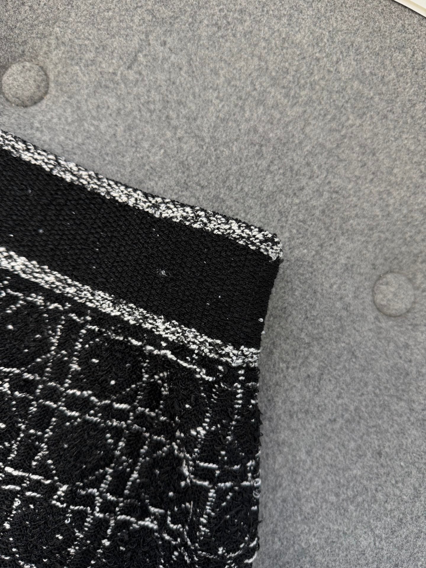 디올 매크로 까나쥬 재킷 블랙 앤 화이트 테크니컬 코튼 트위드