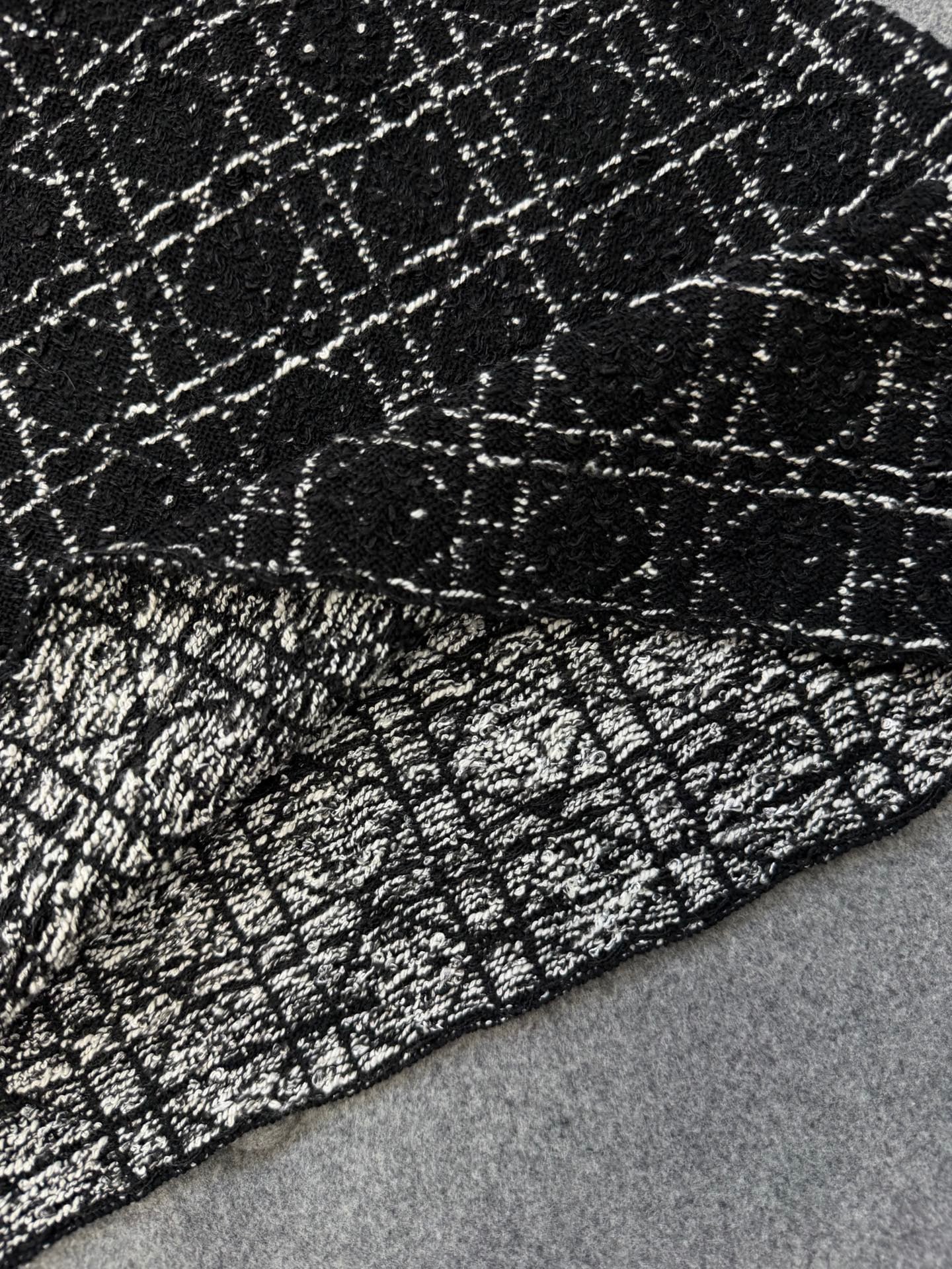 디올 매크로 까나쥬 재킷 블랙 앤 화이트 테크니컬 코튼 트위드