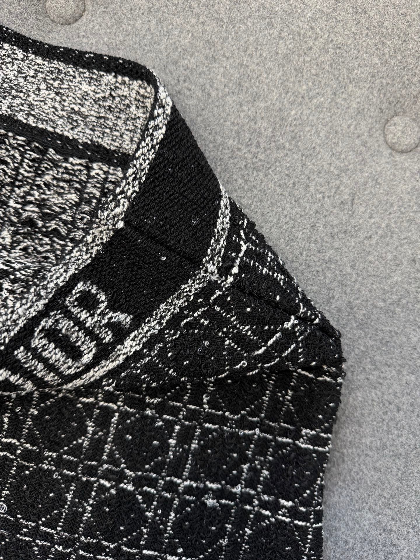 디올 매크로 까나쥬 재킷 블랙 앤 화이트 테크니컬 코튼 트위드