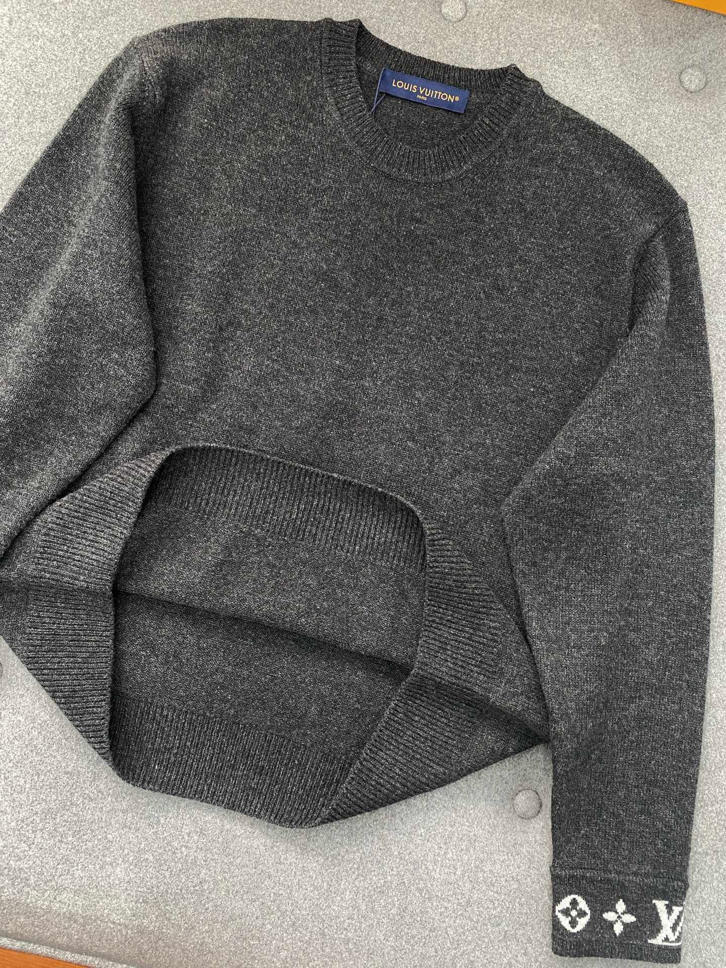 루이비통 캐시미어 풀오버