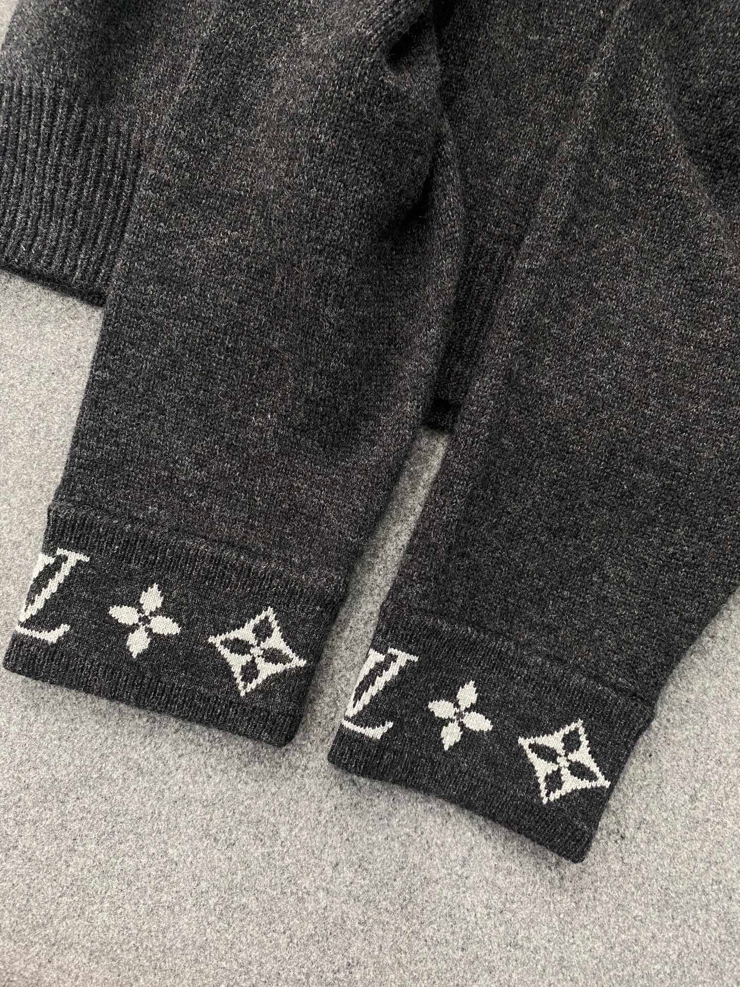 루이비통 캐시미어 풀오버