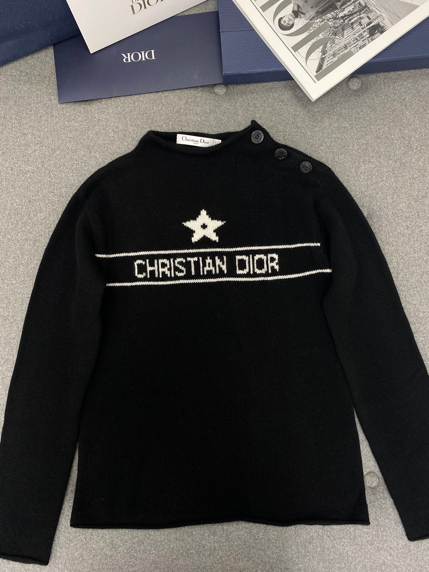 디올 블랙 캐시미어 니트 스웨터
