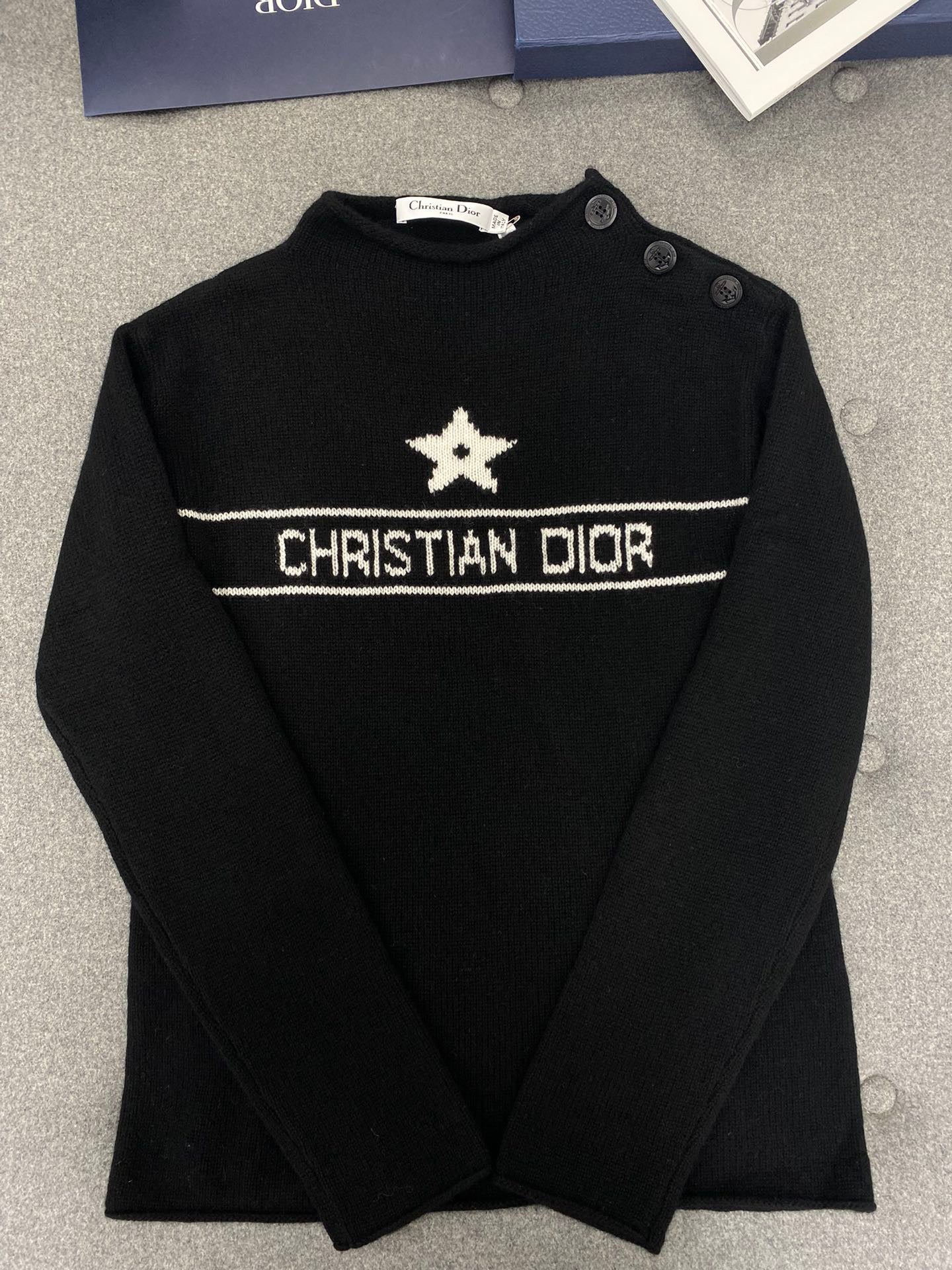 디올 블랙 캐시미어 니트 스웨터
