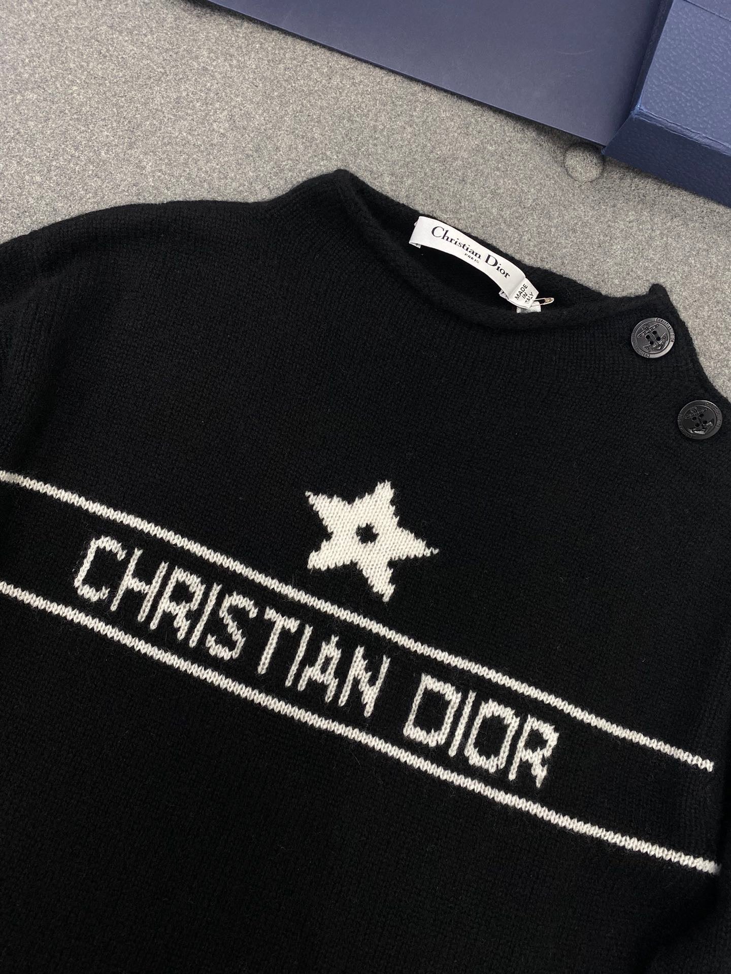 디올 블랙 캐시미어 니트 스웨터