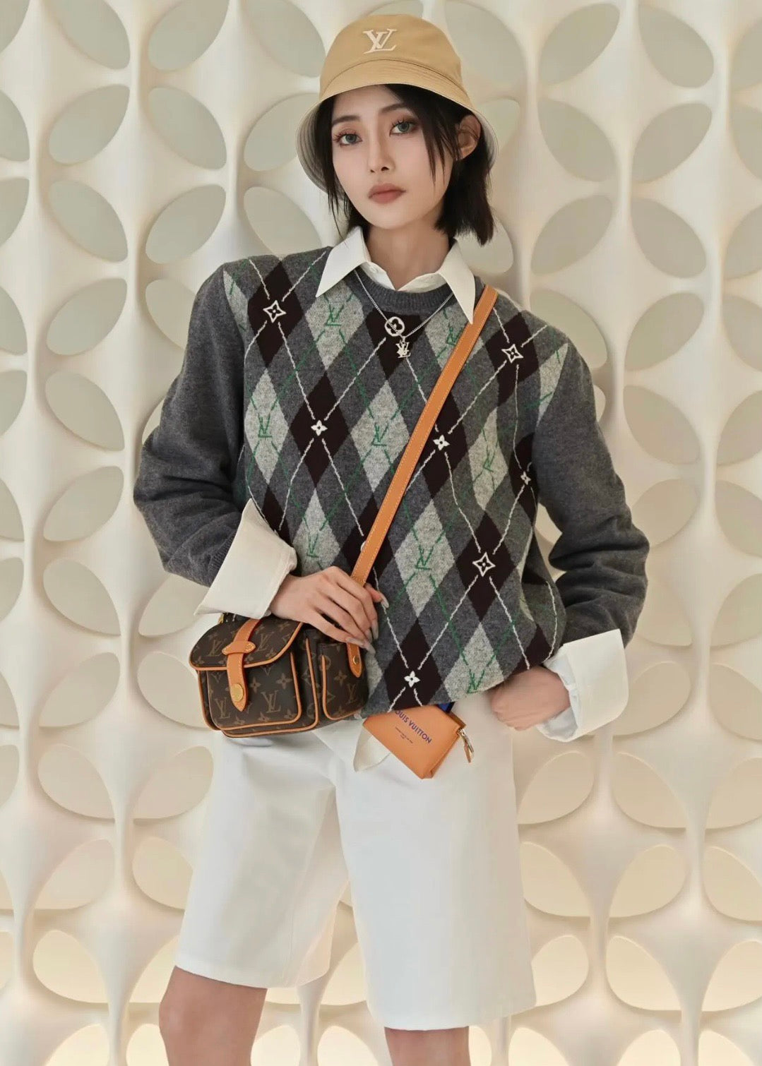 루이비통 아가일 크루넥 니트