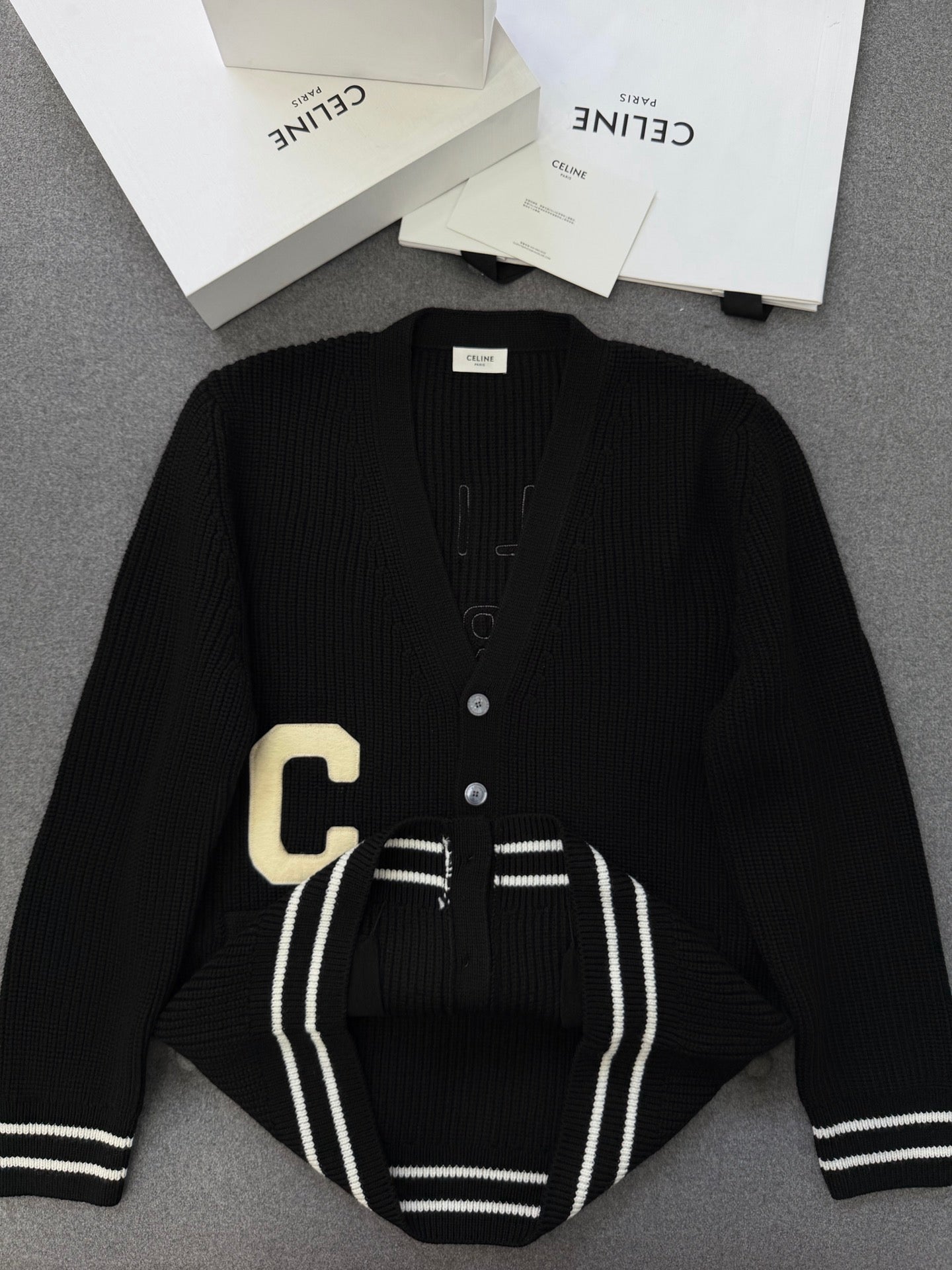 셀린느 풀오버 가디건 블랙