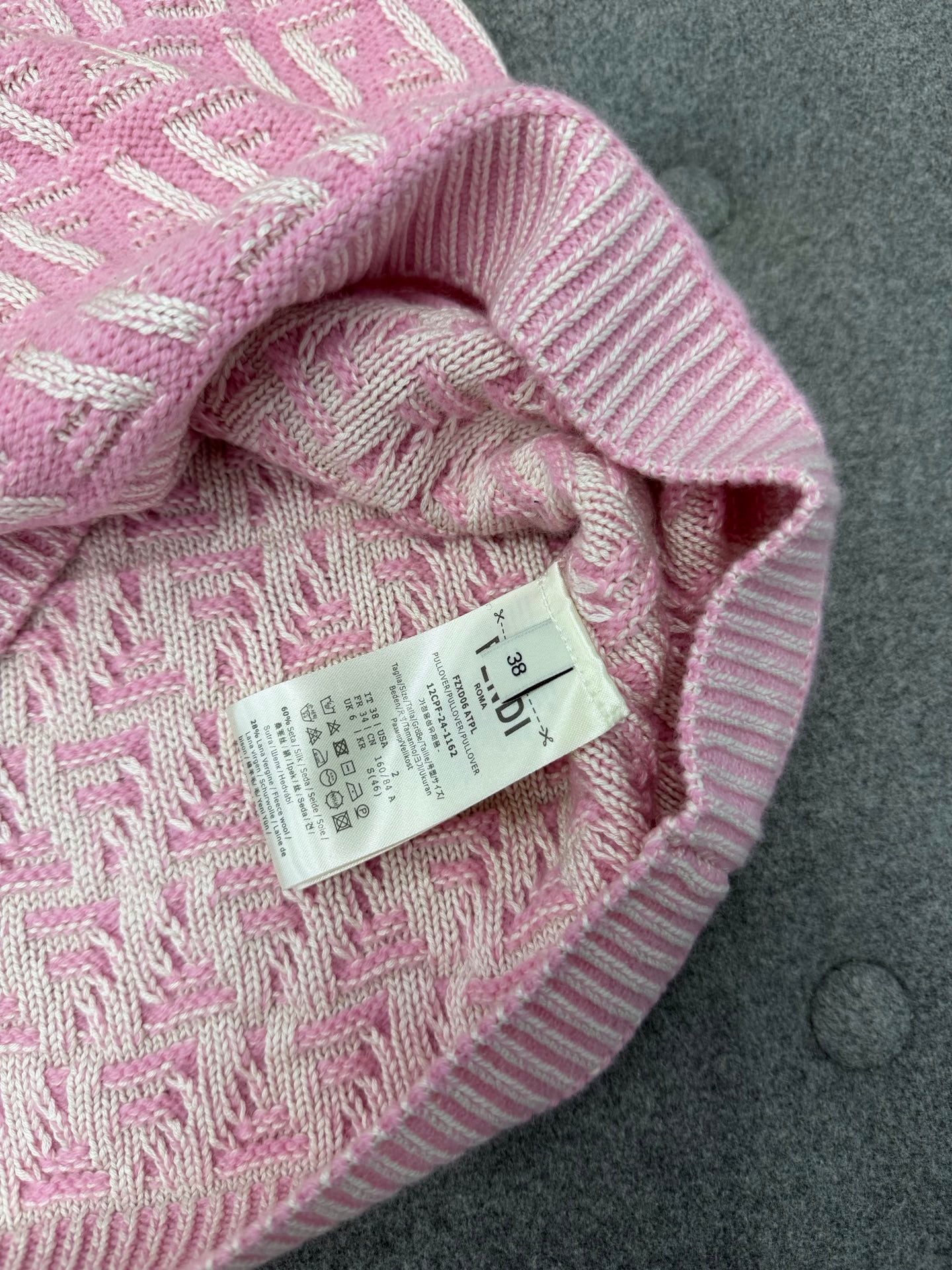 펜디 핑크 FF 캐시미어 울 카디건 셋업