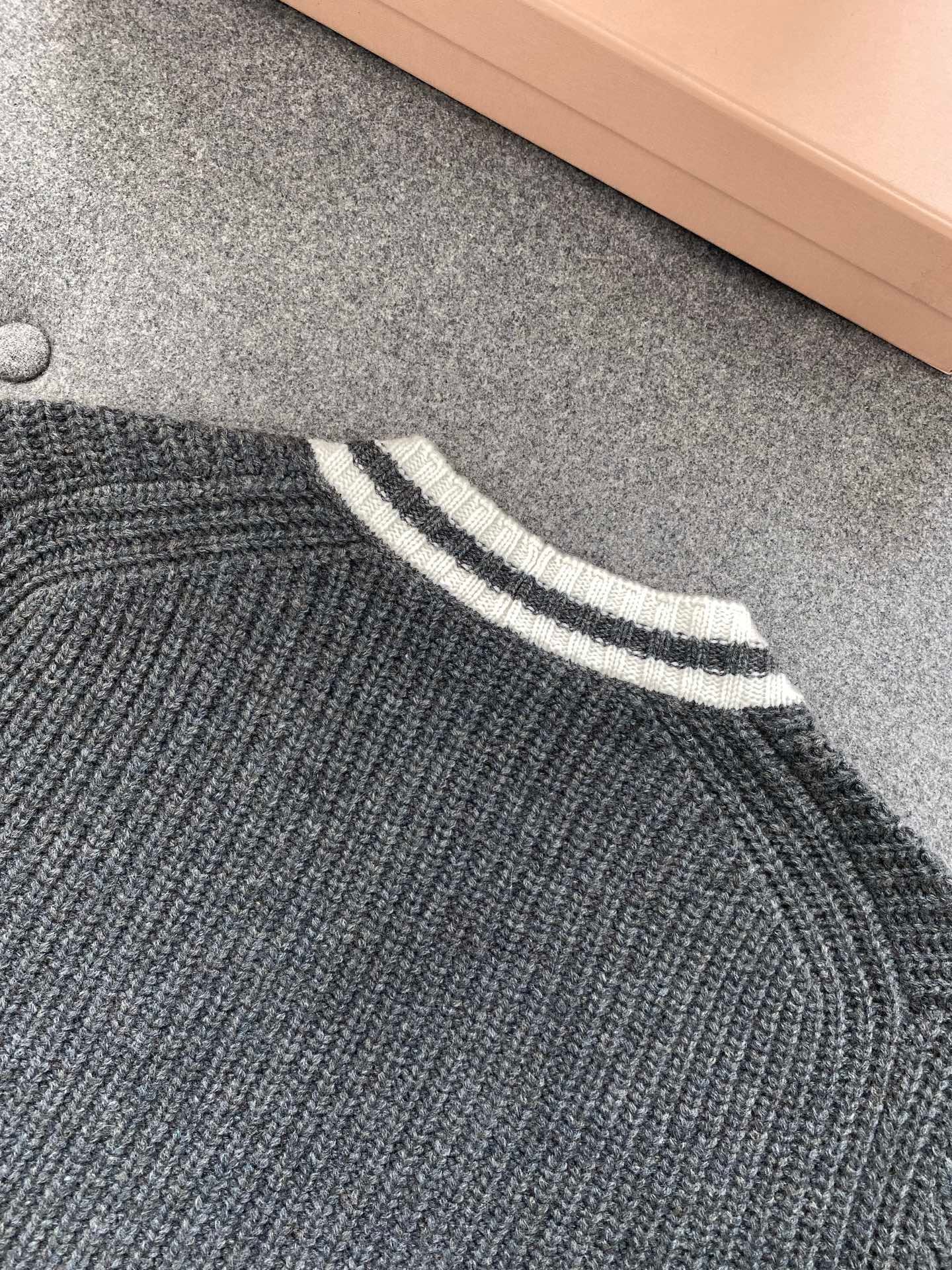 미우미우 립드 니트 울 앤 캐시미어 가디건 슬레이트 그레이