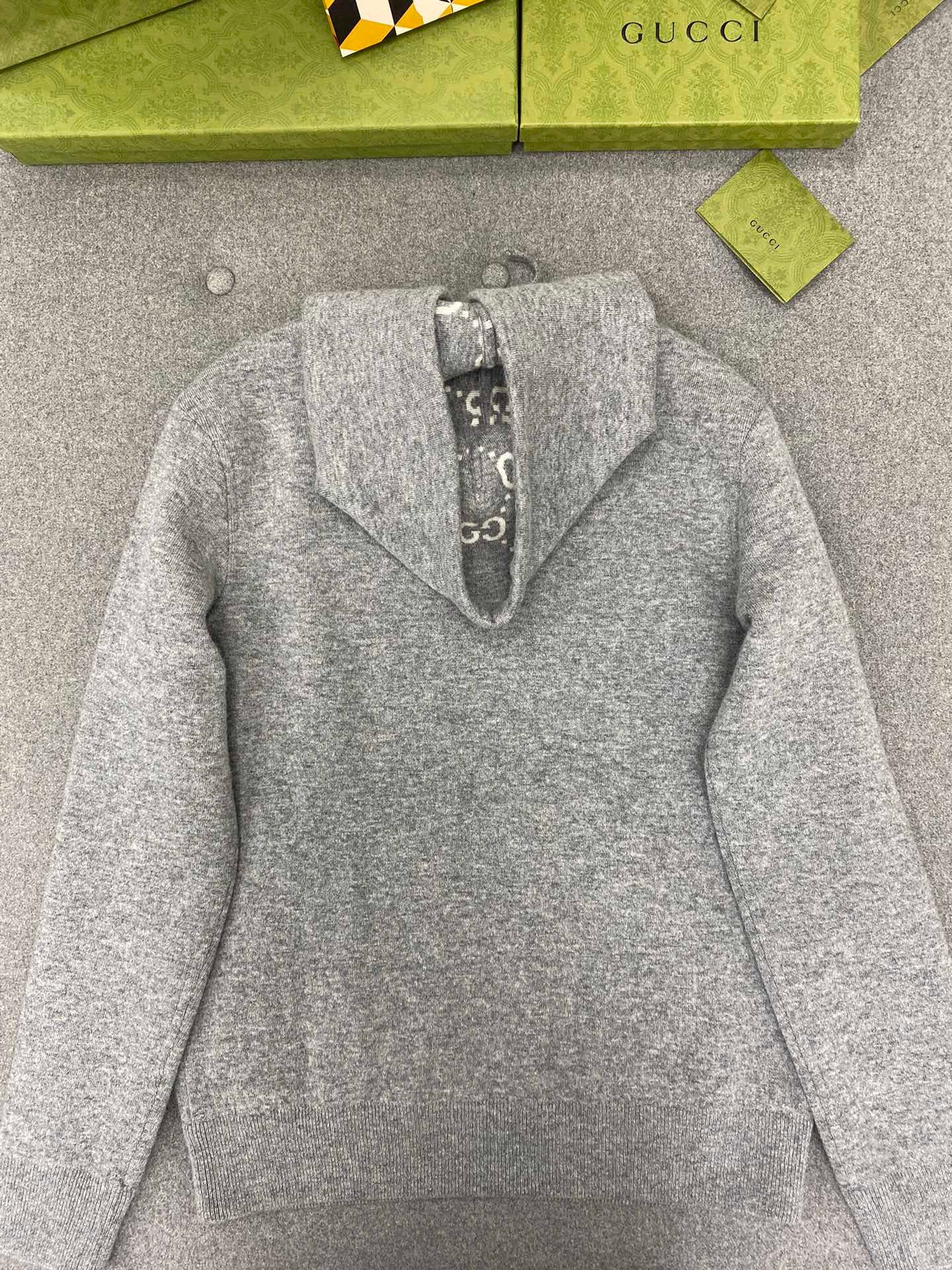 구찌 리버서블 후드 스웨트셔츠