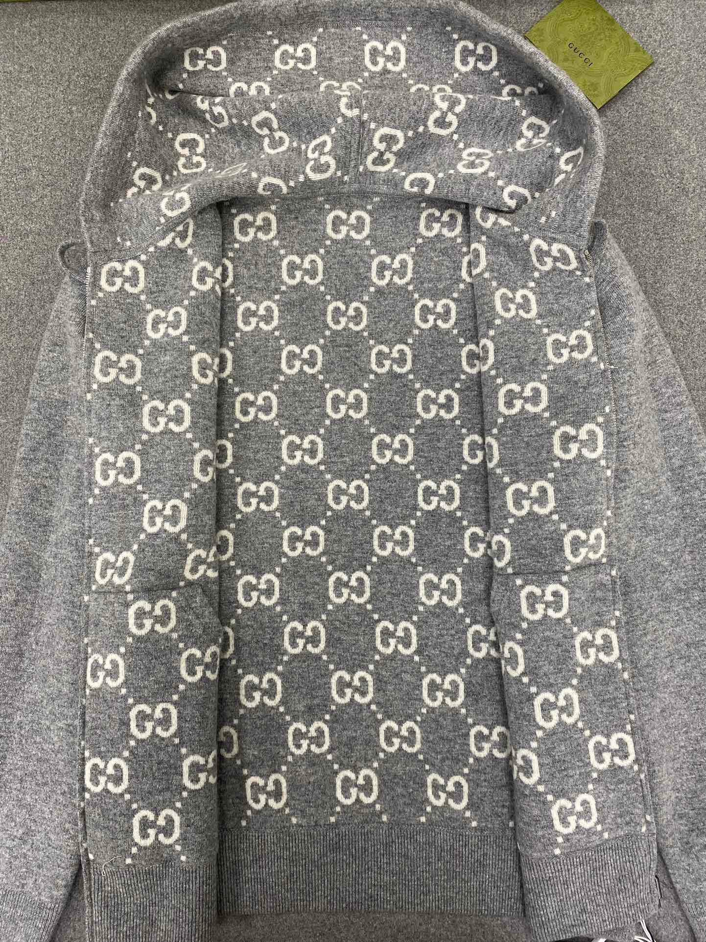 구찌 리버서블 후드 스웨트셔츠