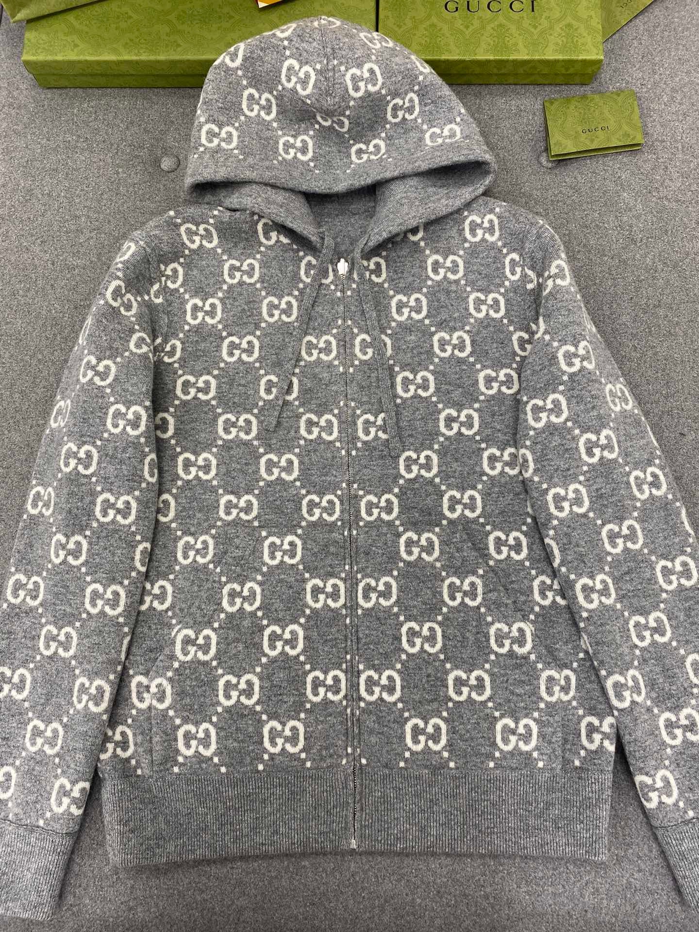 구찌 리버서블 후드 스웨트셔츠