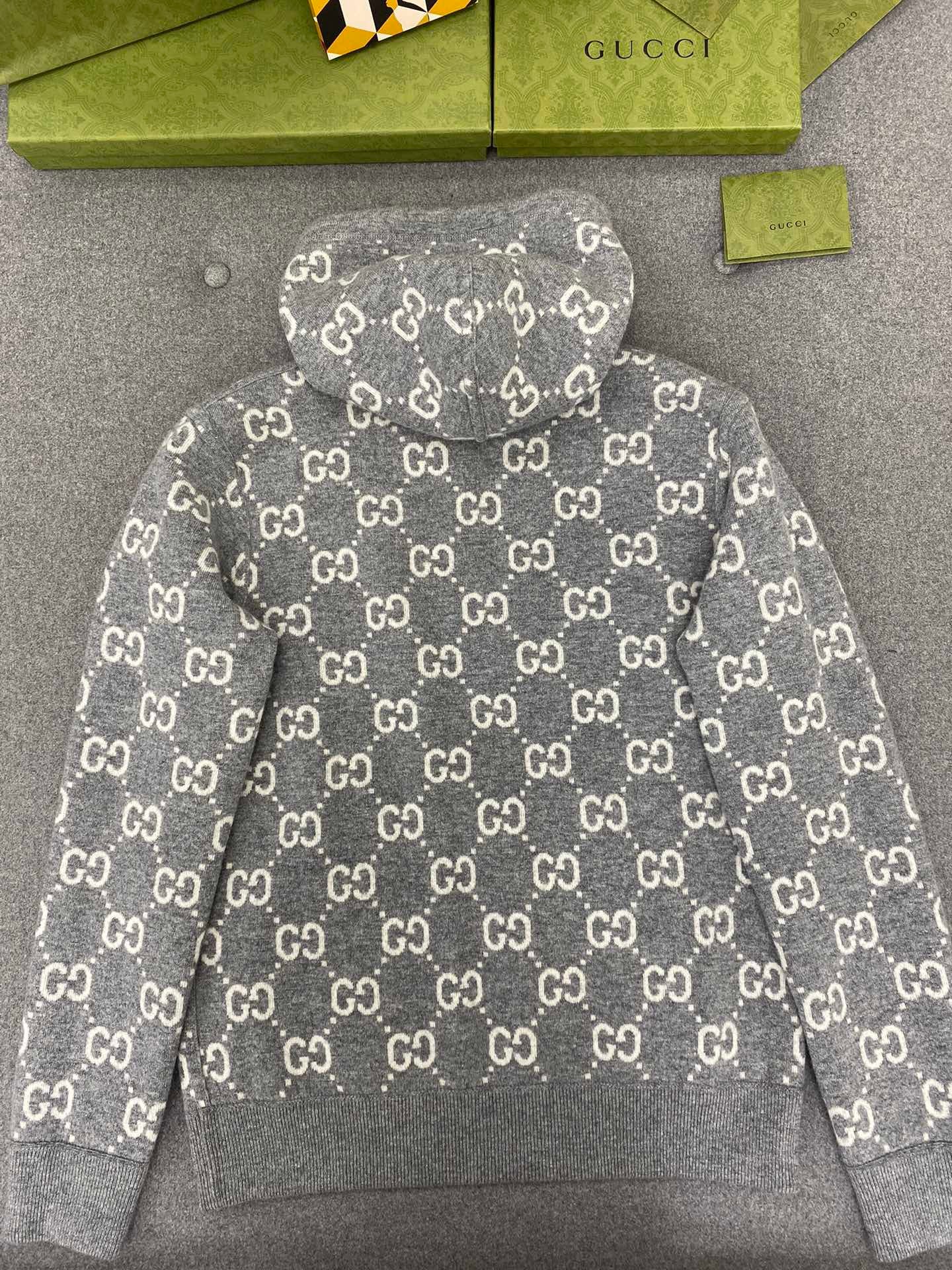 구찌 리버서블 후드 스웨트셔츠