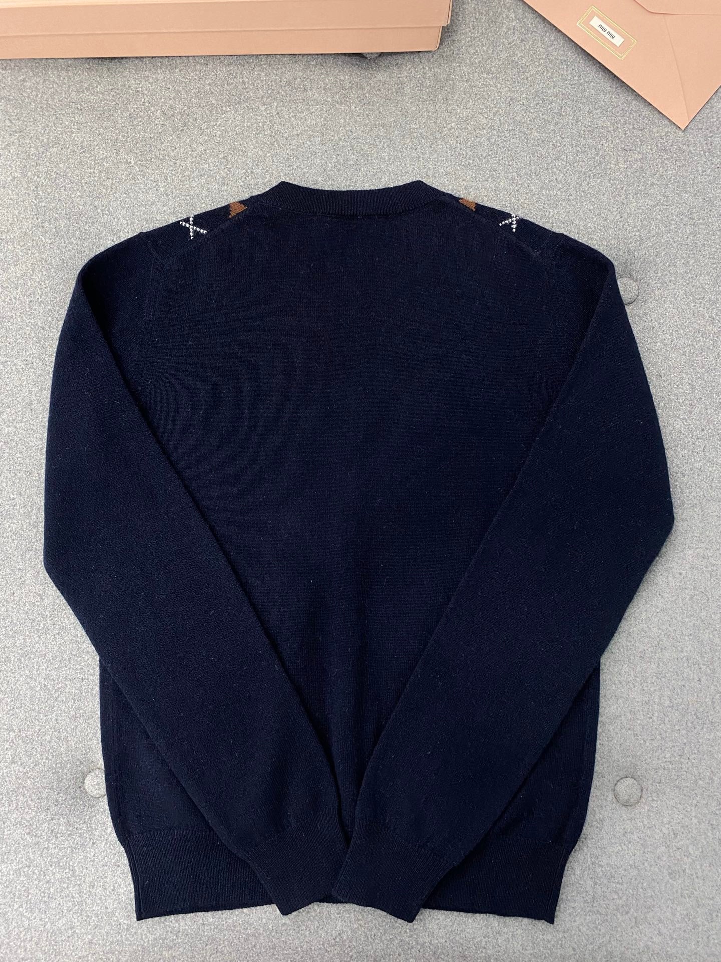 미우미우 아가일 캐시미어 가디건 블루