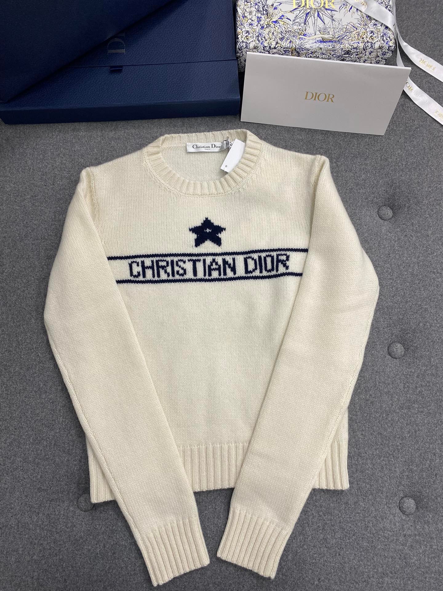 디올 크리스찬 디올 슬리브 스웨터 캐시미어 울 니트 에크루