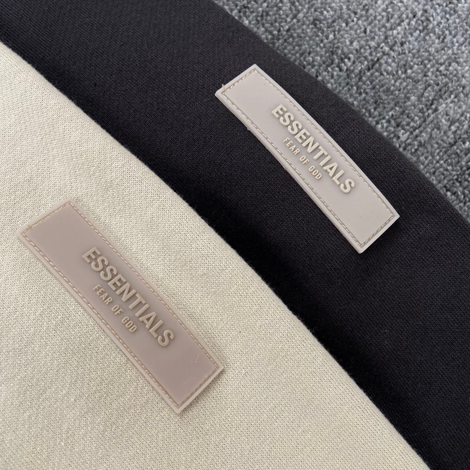 피어 오브 갓 에센셜 1977 후드