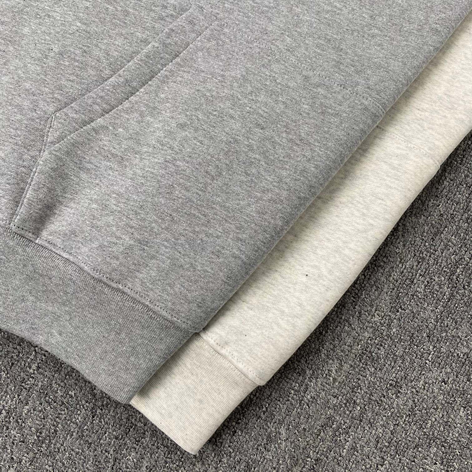 피어 오브 갓 에센셜 1977 후드