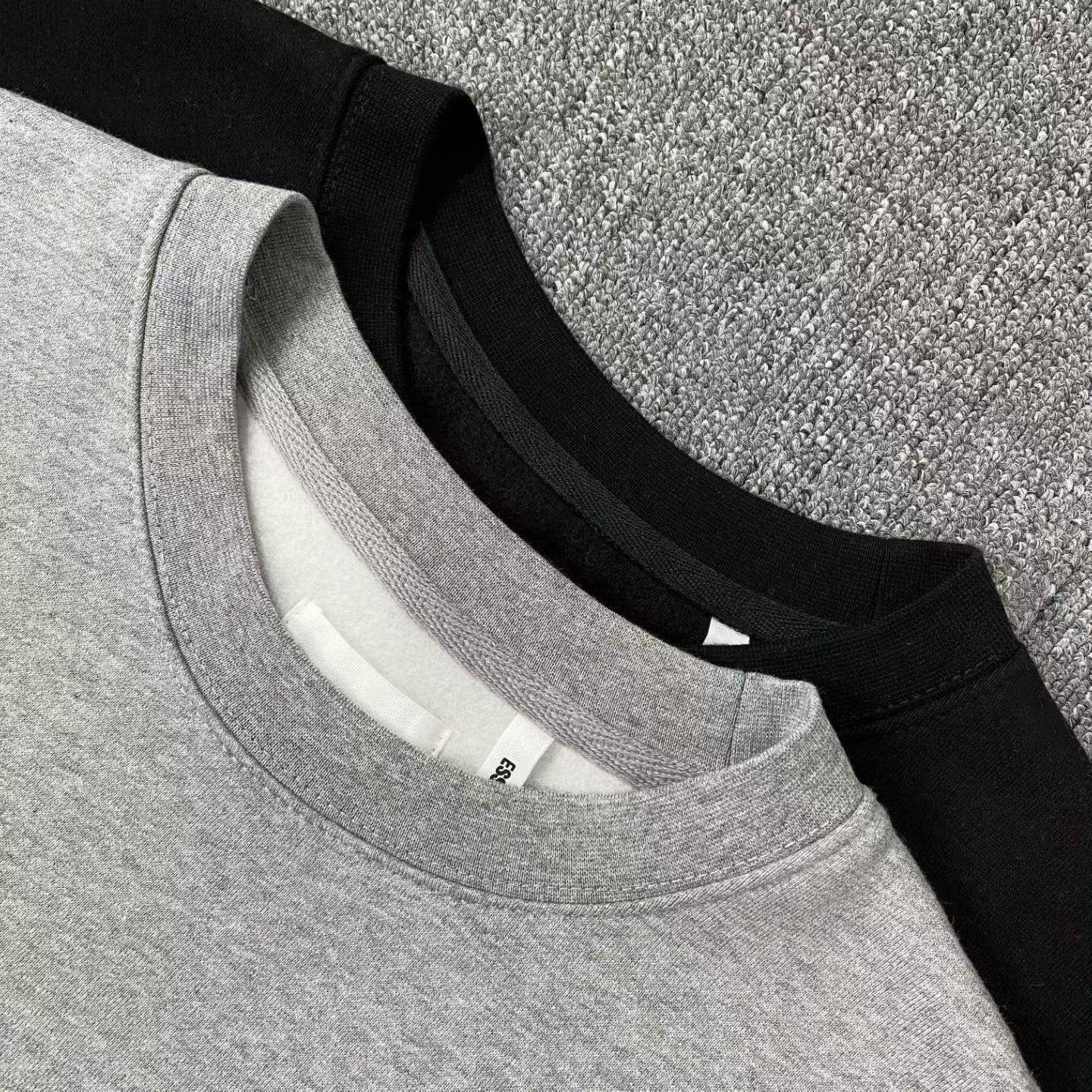 피어 오브 갓 에센셜 더 코어 컬렉션 크루넥 스웨트셔츠