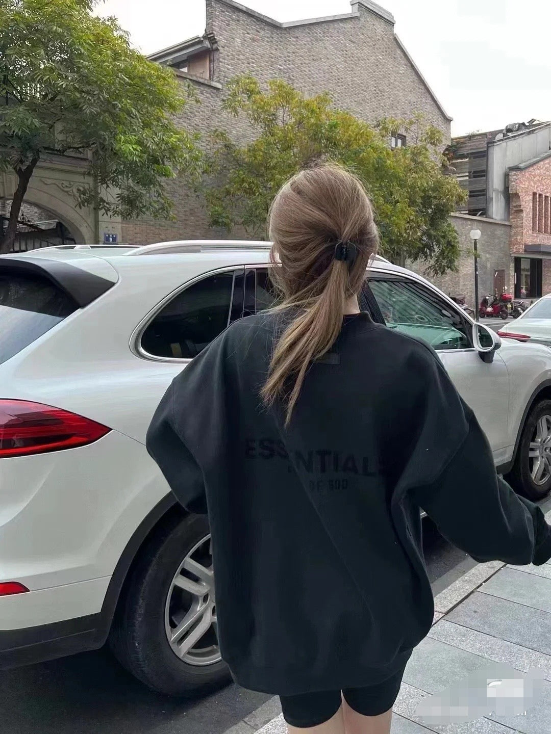 피어 오브 갓 에센셜 더 코어 컬렉션 크루넥 스웨트셔츠