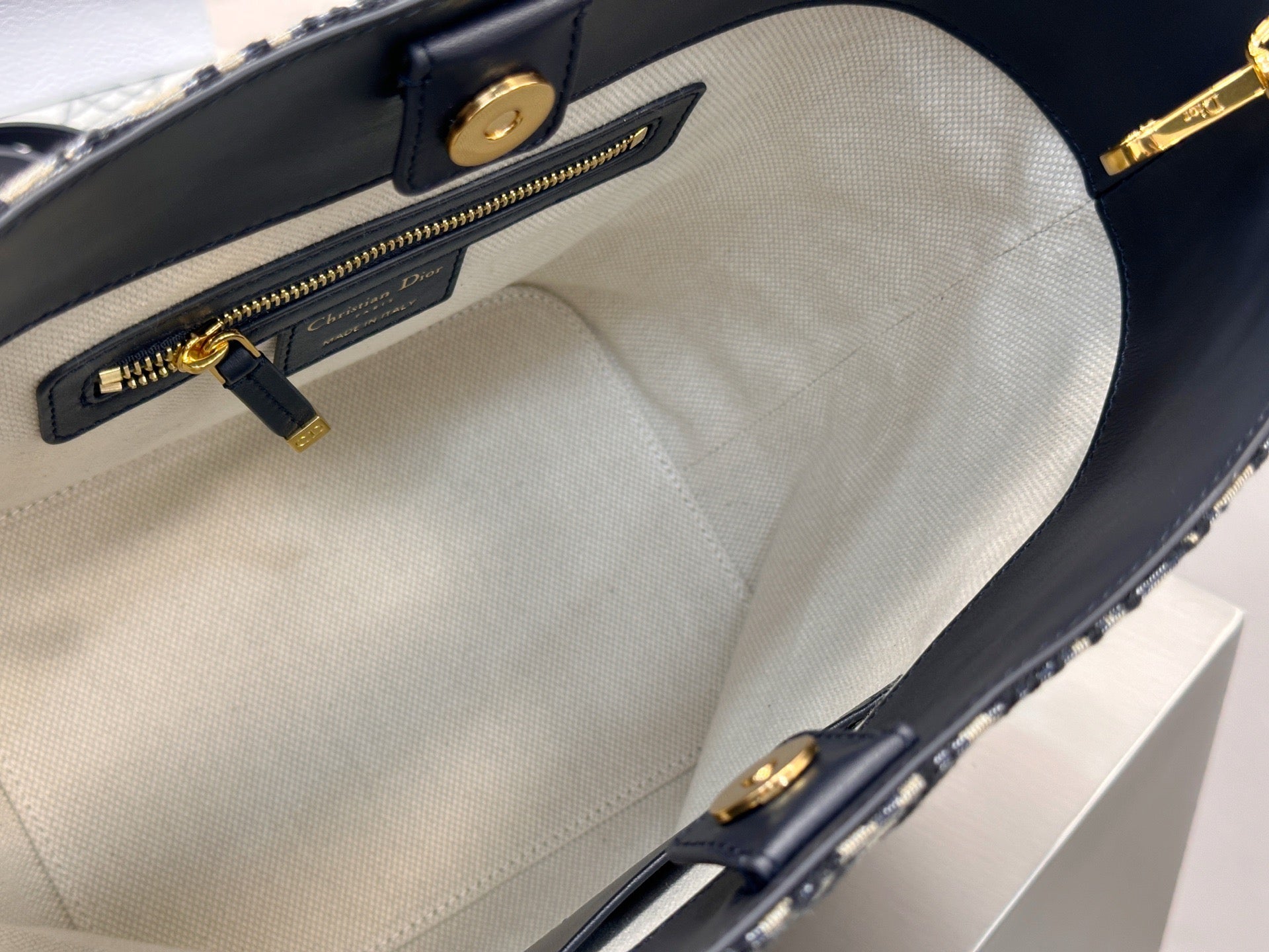 디올 스타 스몰 버킷백