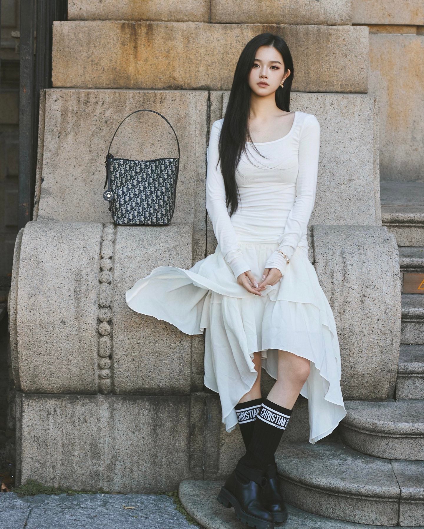 디올 스타 스몰 버킷백