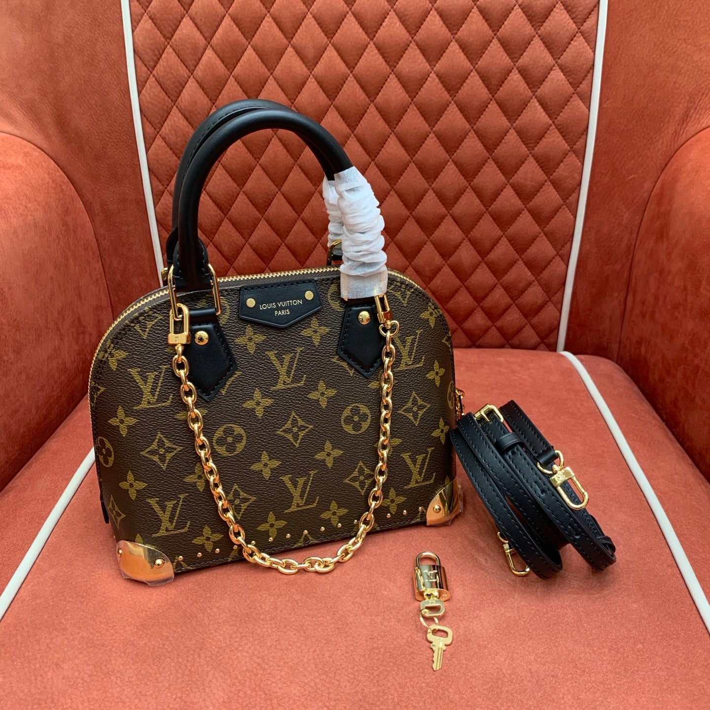 루이비통 알마 트렁크 BB 모노그램