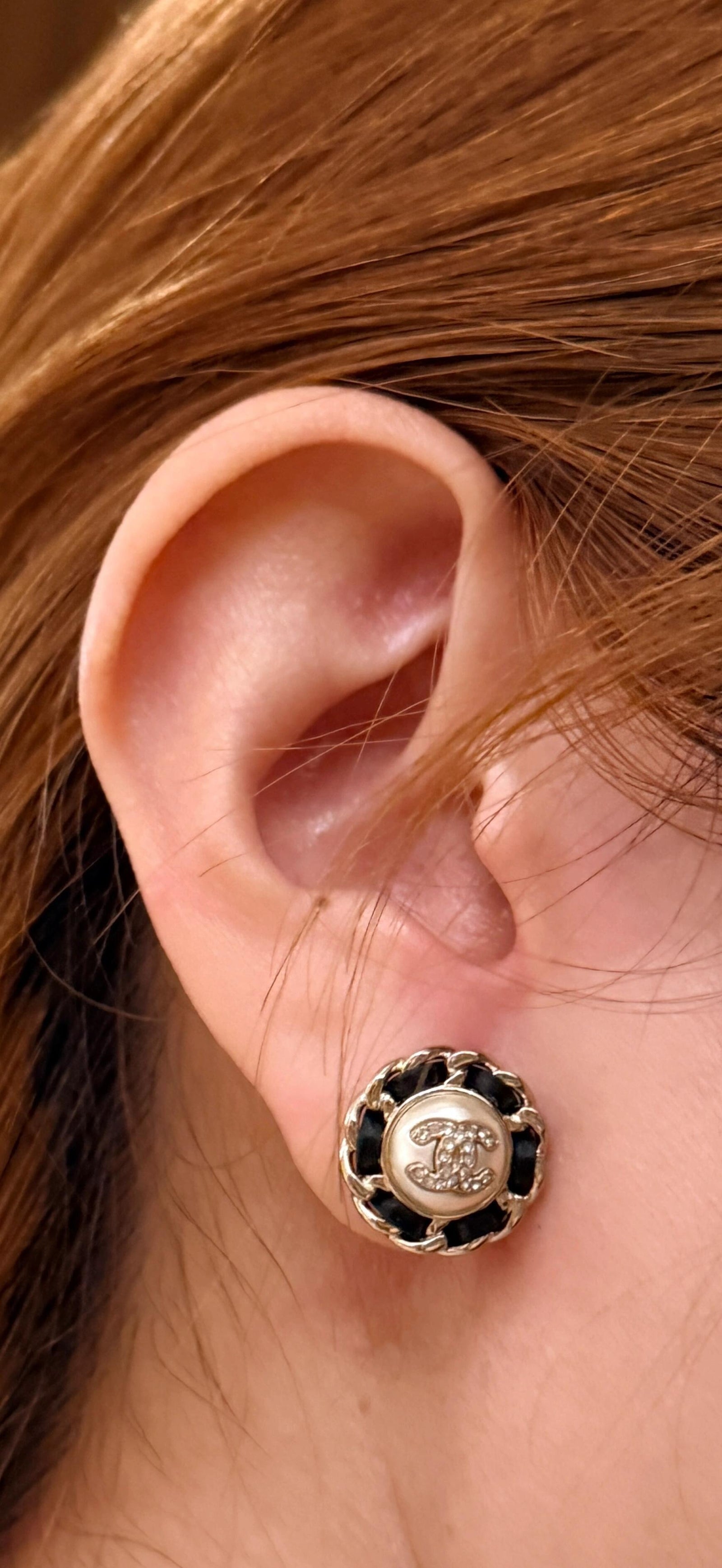 샤넬 메탈 스터드 이어링