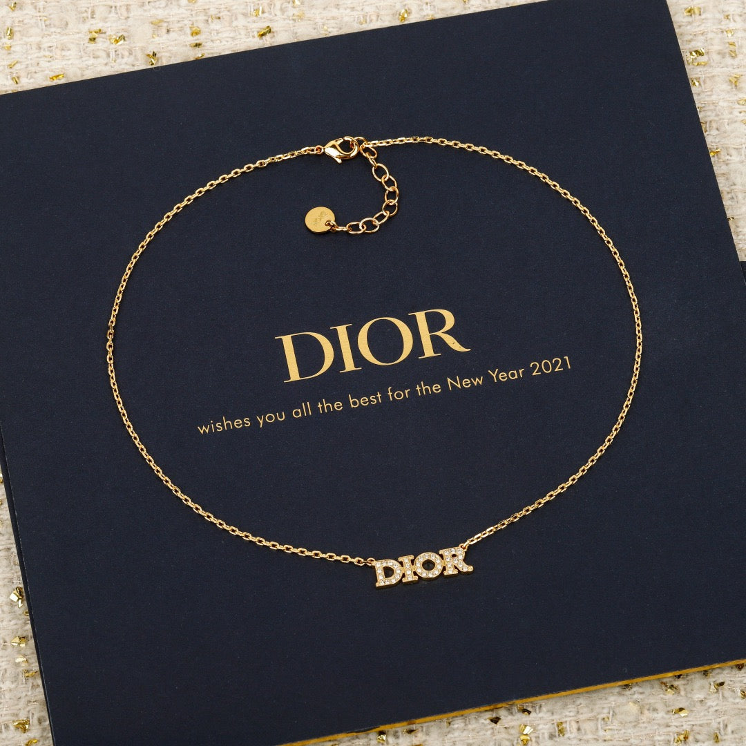 디올 evolution 네크리스