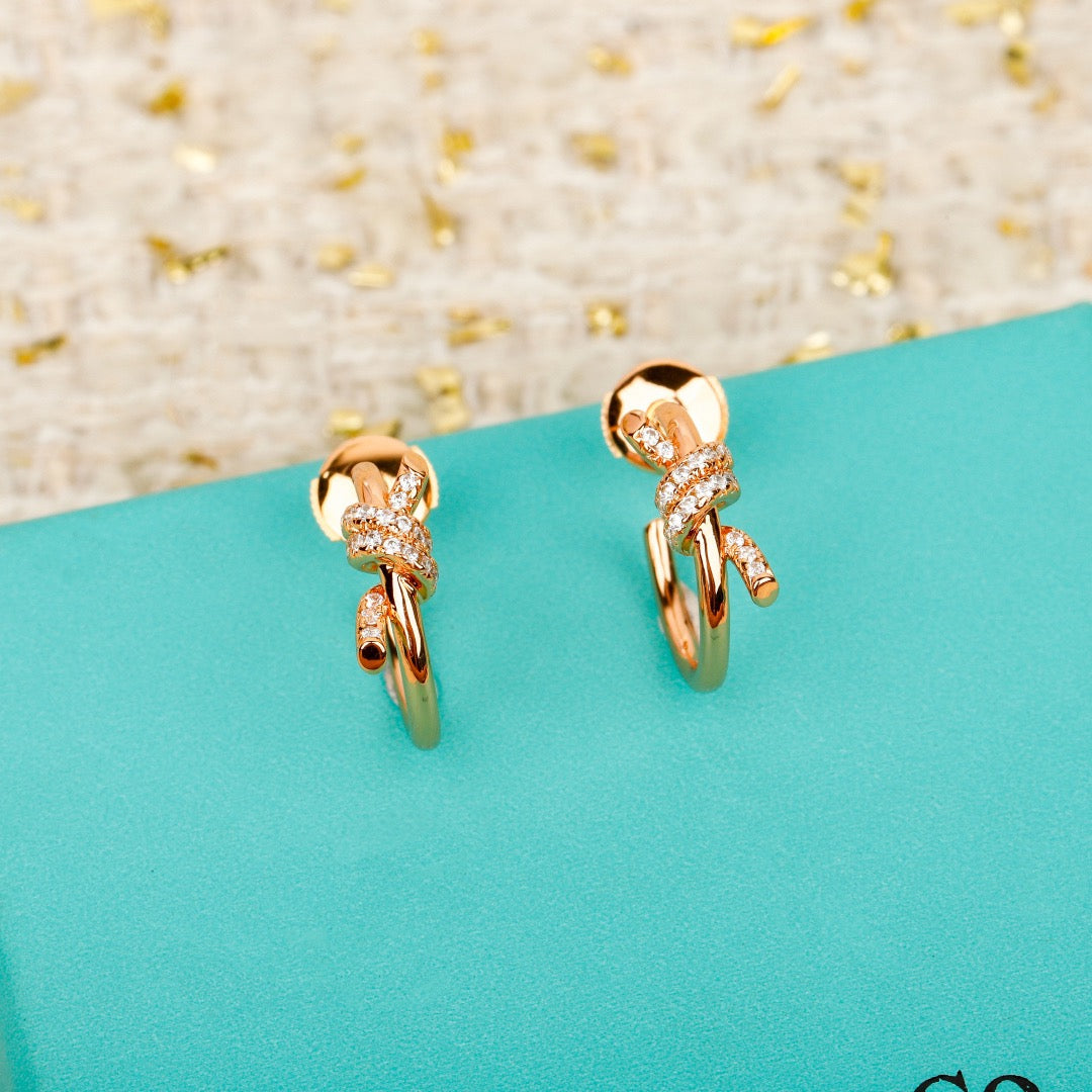 티파니 노트 후프 이어링