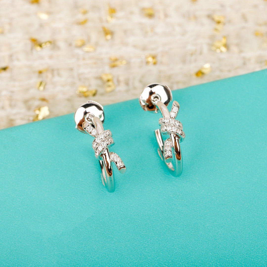 티파니 노트 후프 이어링