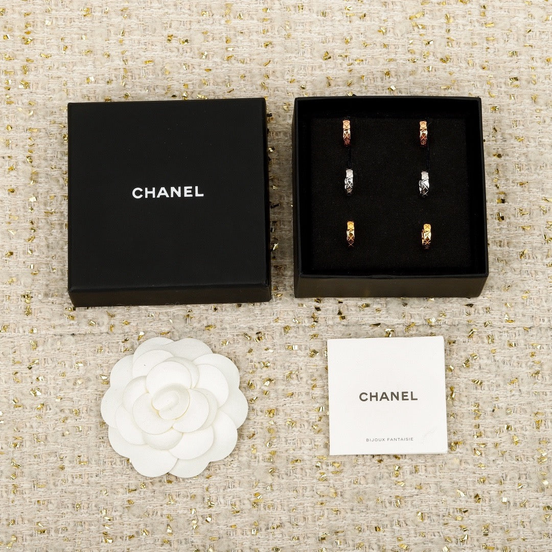 샤넬 코코크러쉬 미니 후프 이어링