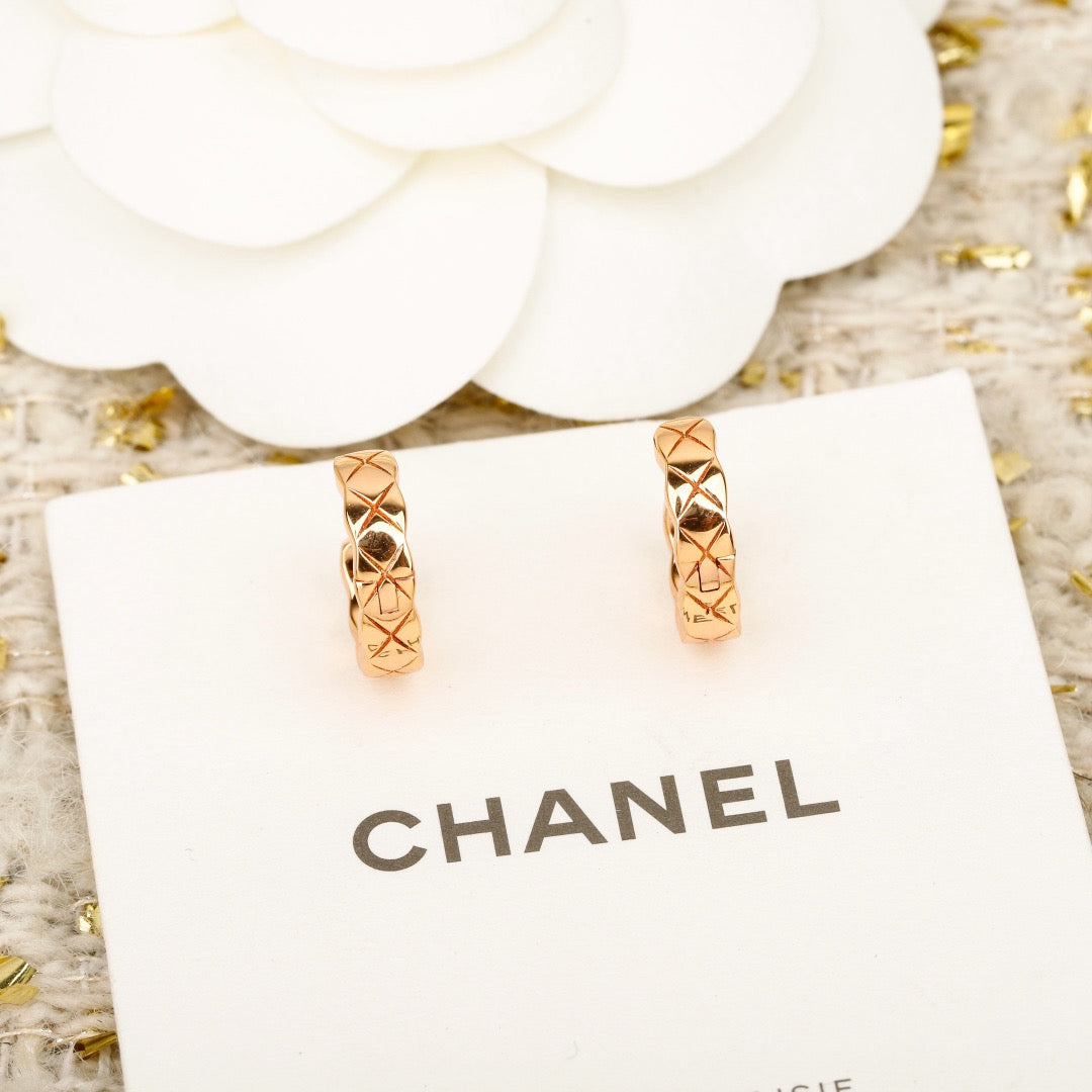 샤넬 코코크러쉬 미니 후프 이어링