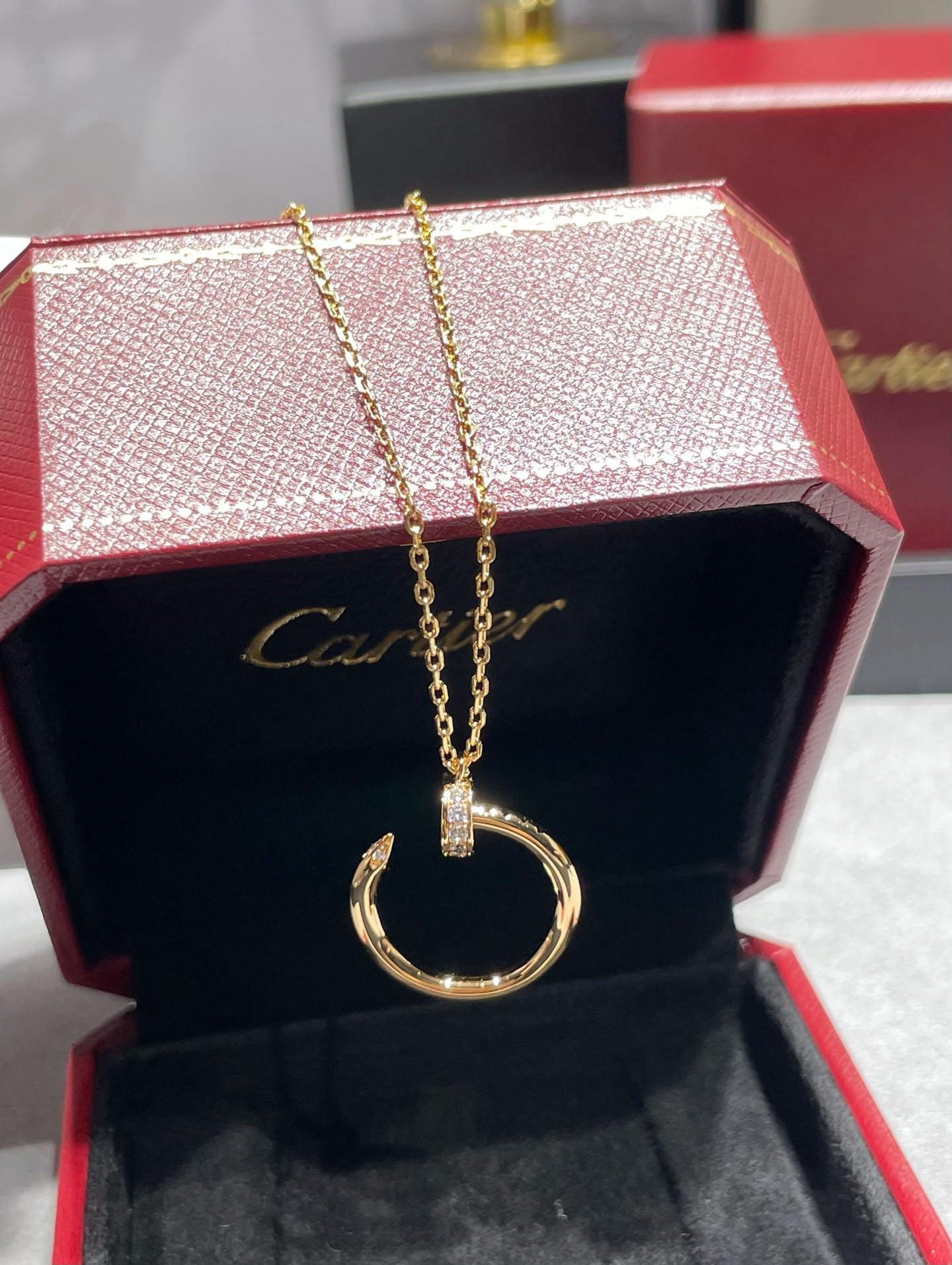 까르띠에 저스트 앵끌루 네크리스