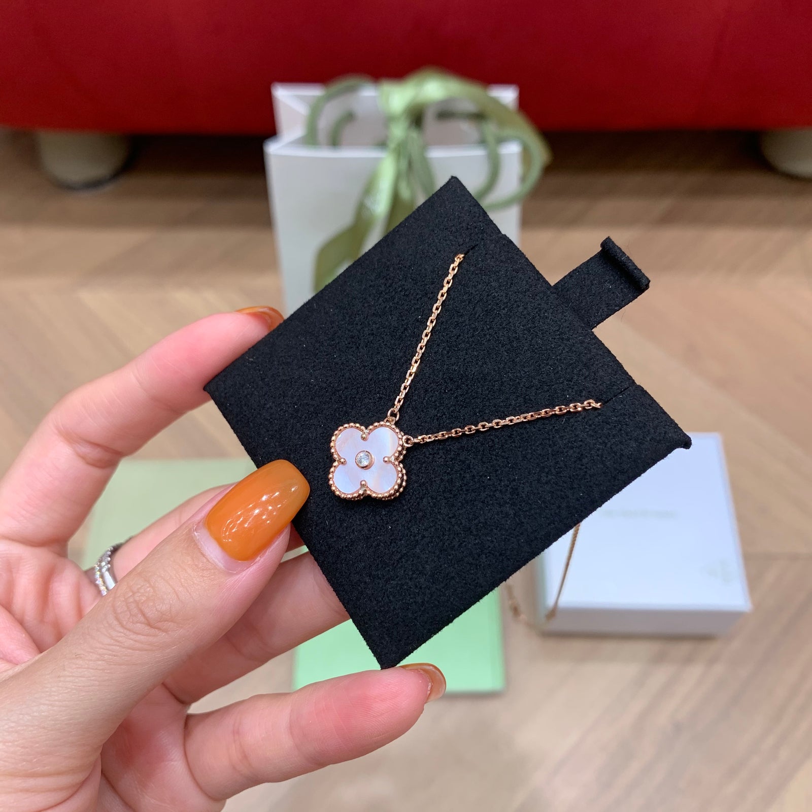 반클리프 빈티지 25 홀리데이 알함브라