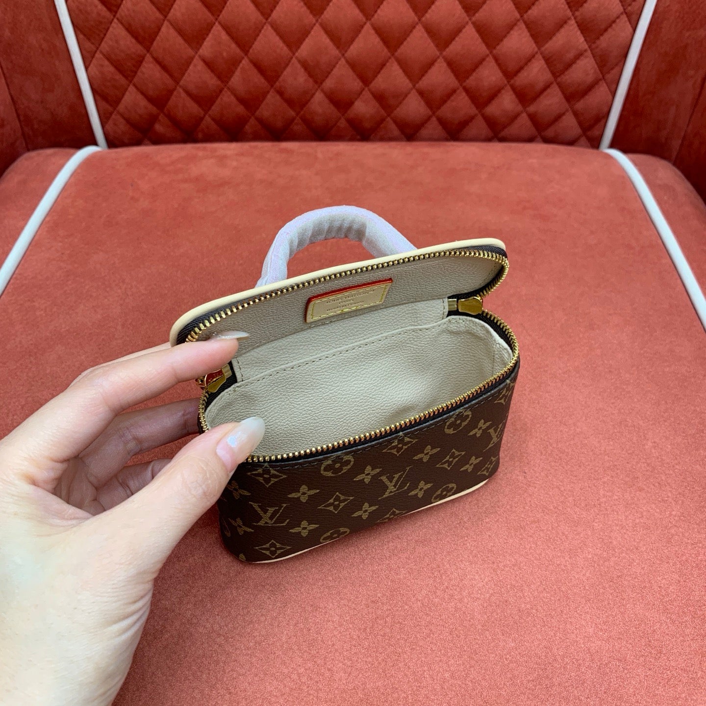 루이비통 니스 뷰티