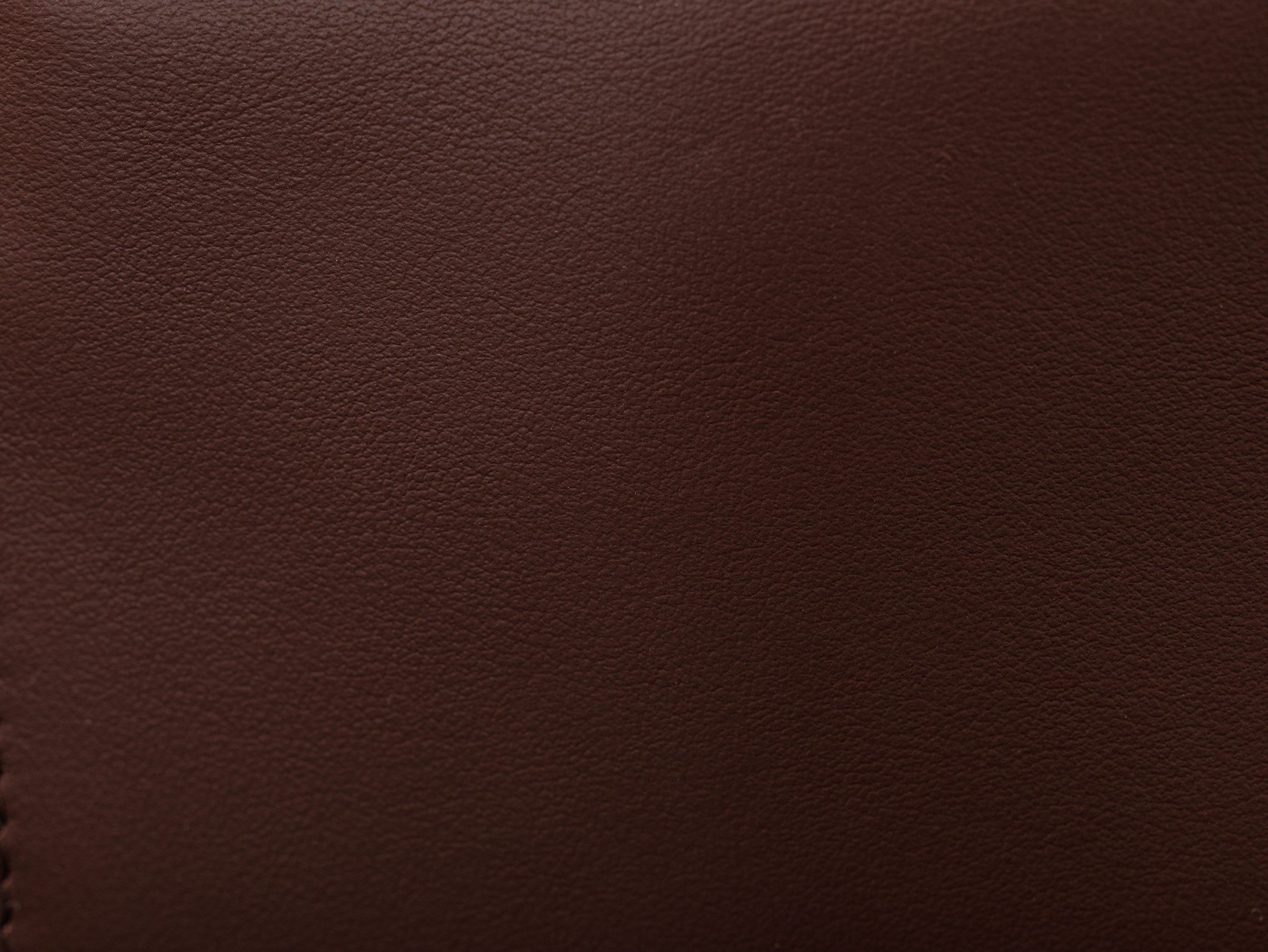 미우미우 가죽 숄더 지갑