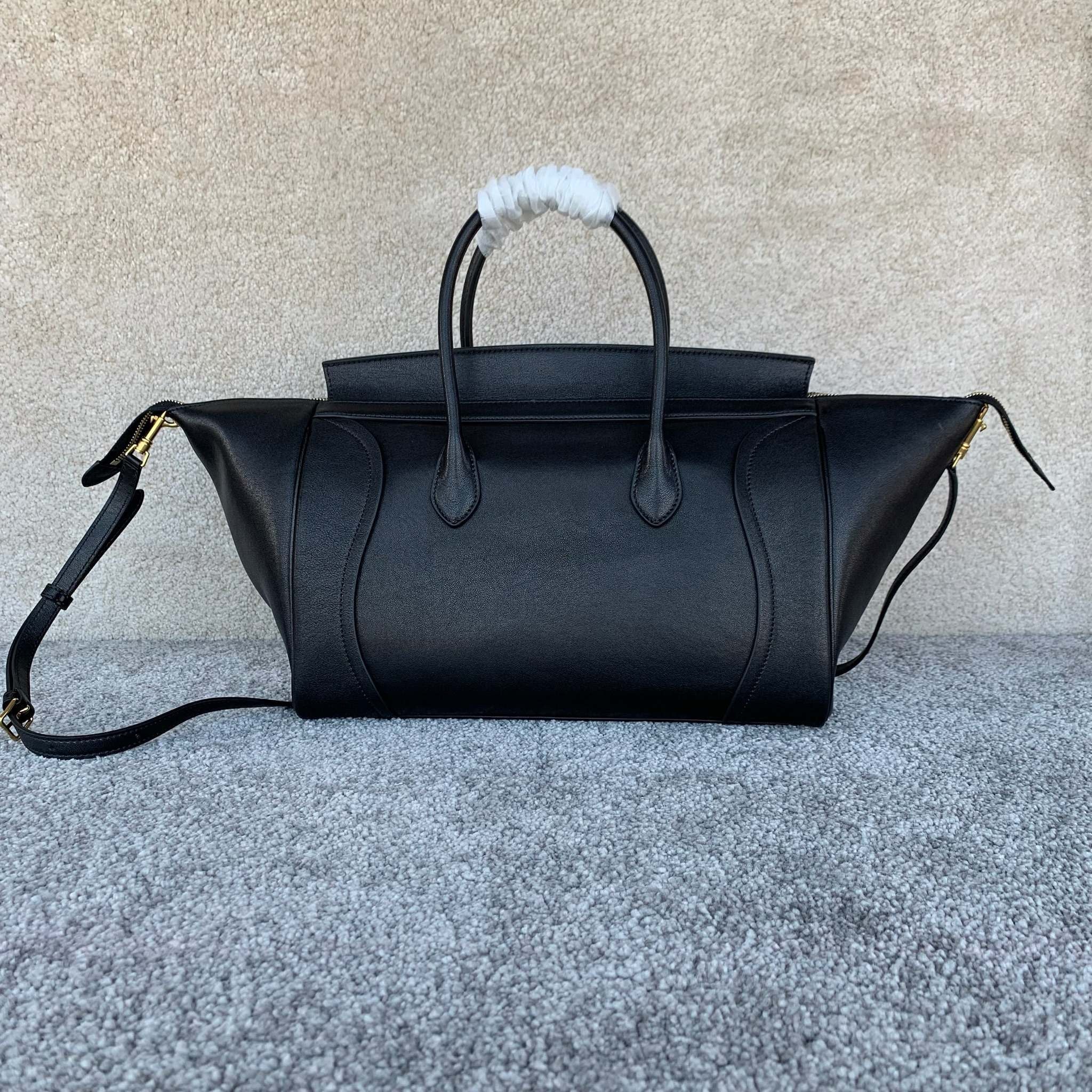 셀린느 미디움 뉴 러기지백