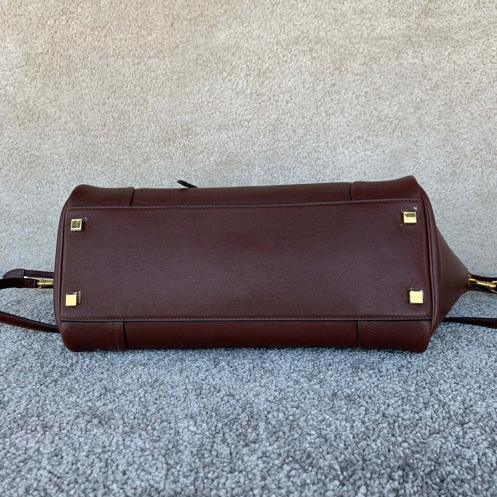 셀린느 미디움 뉴 러기지백