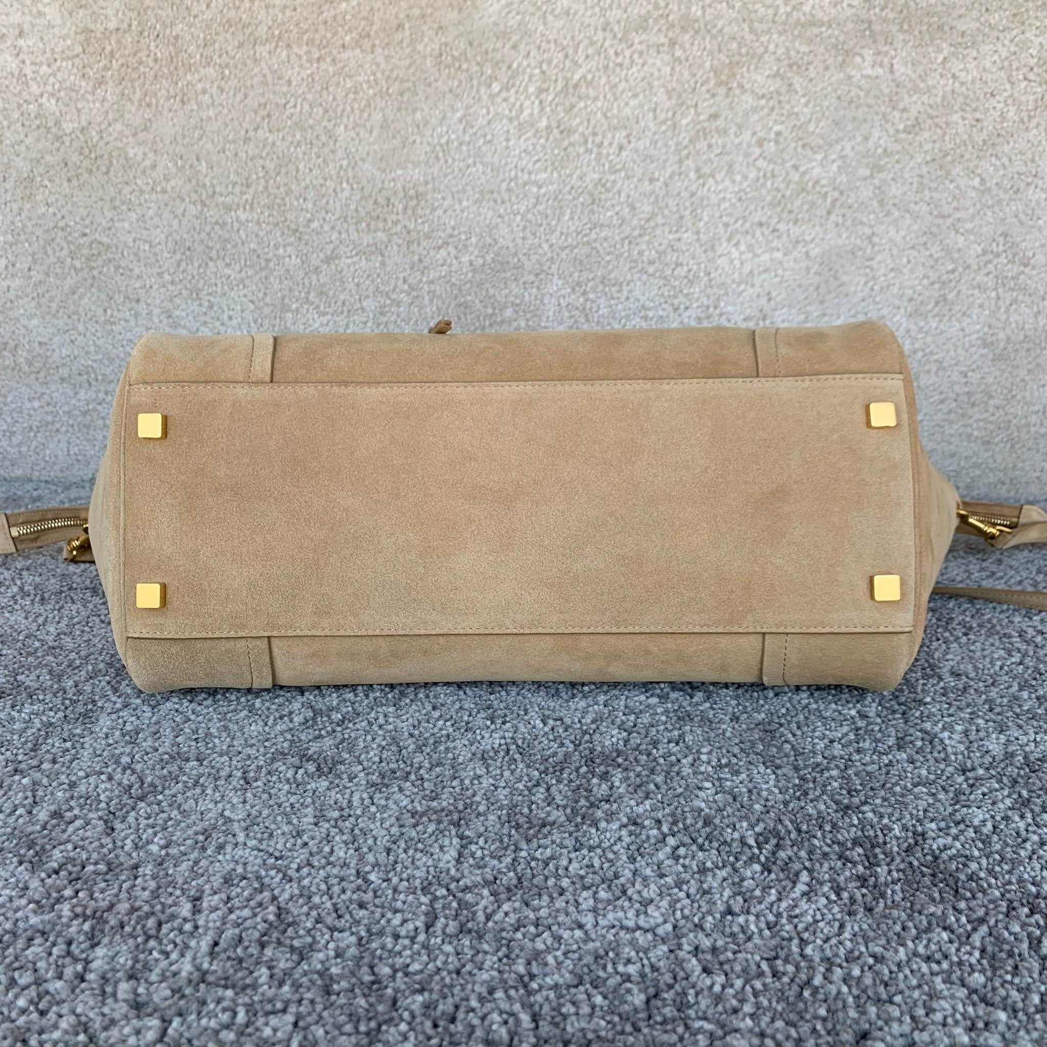 셀린느 미디움 뉴 러기지백