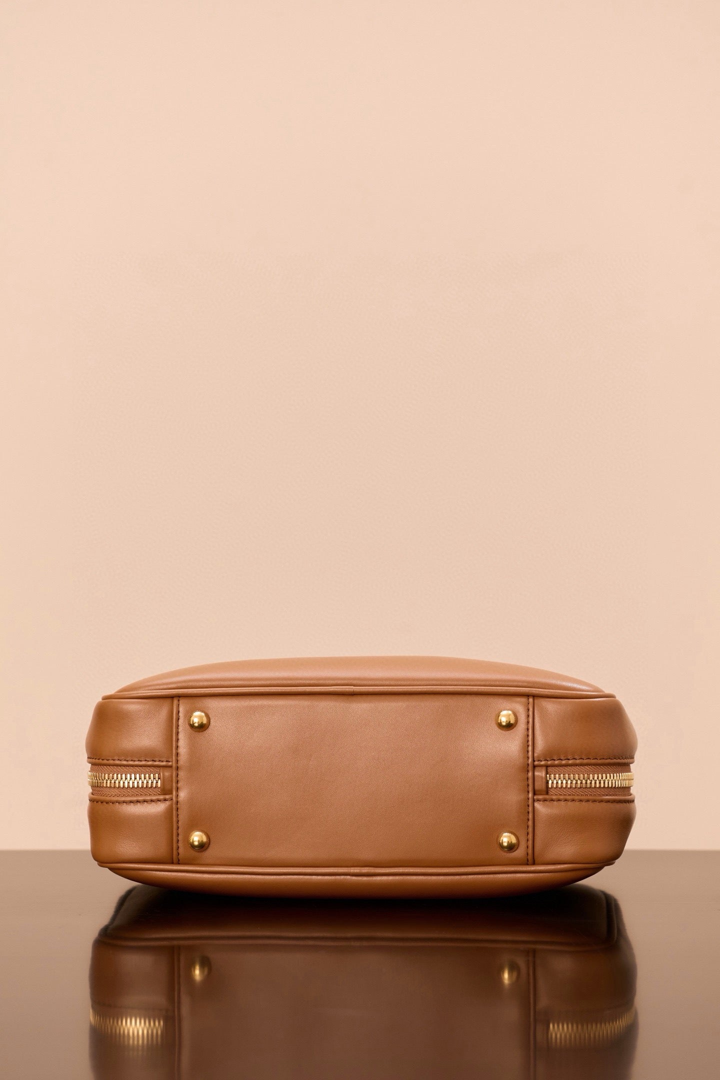 미우미우 아르카디 라지