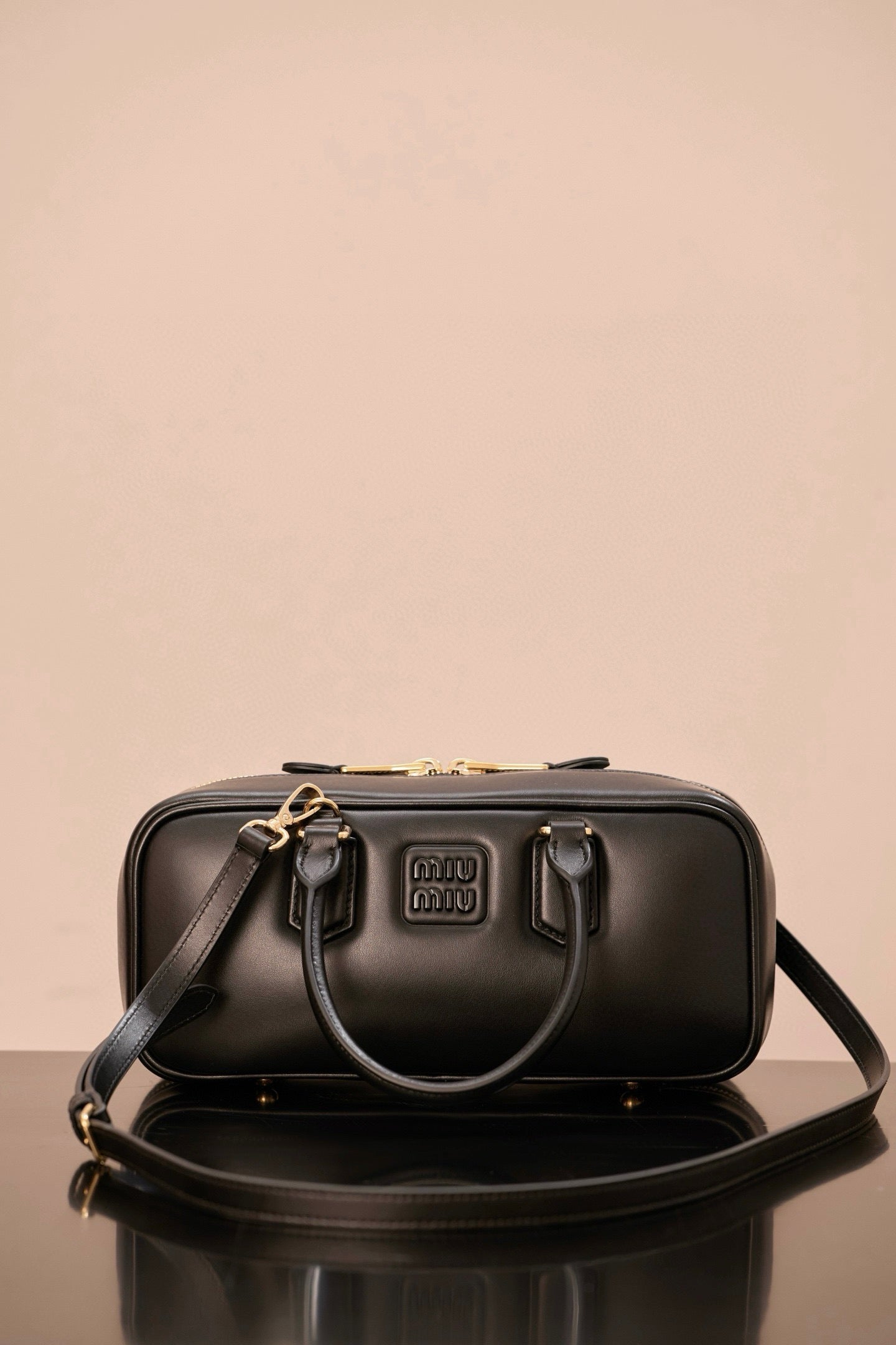 미우미우 아르카디 라지