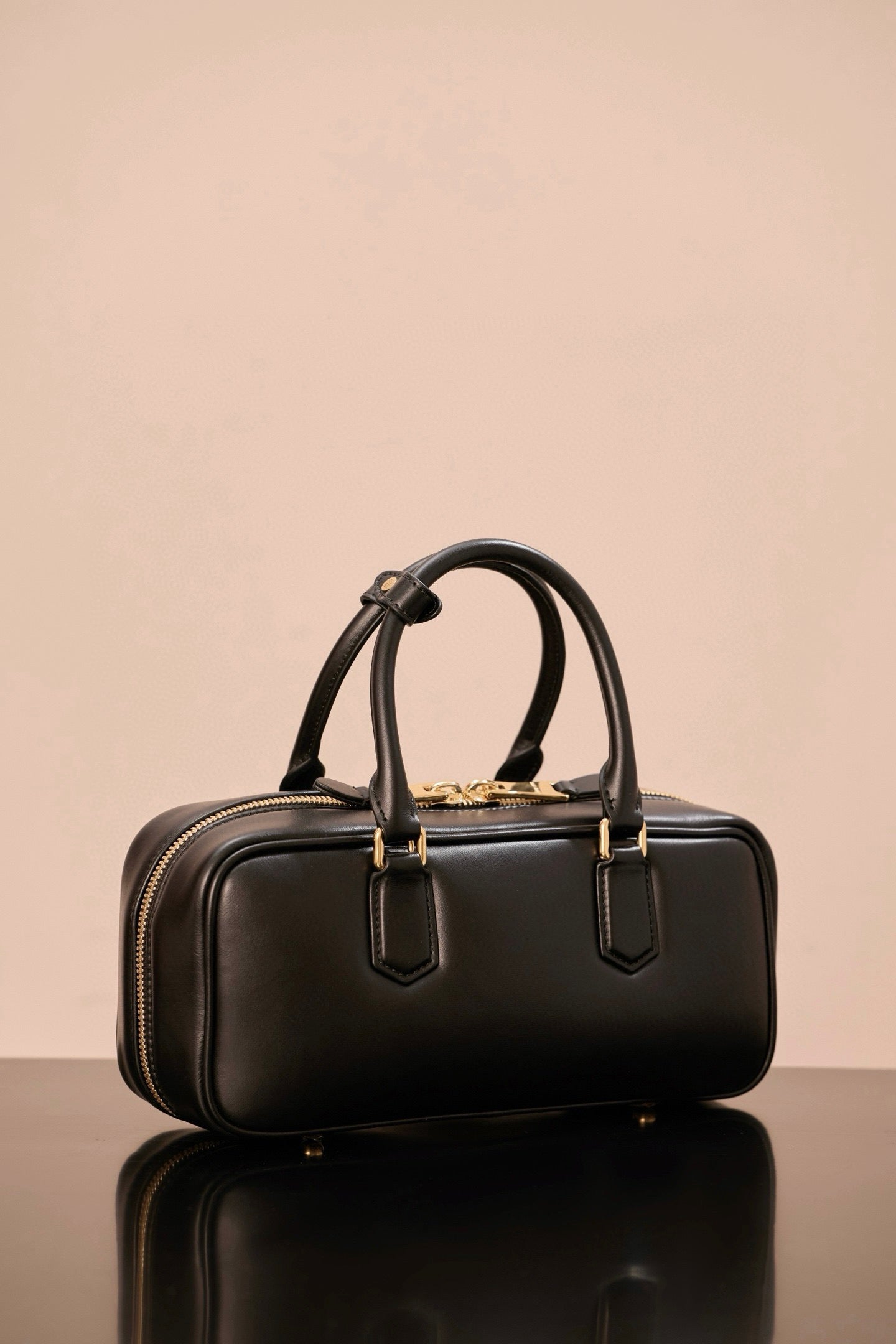 미우미우 아르카디 라지