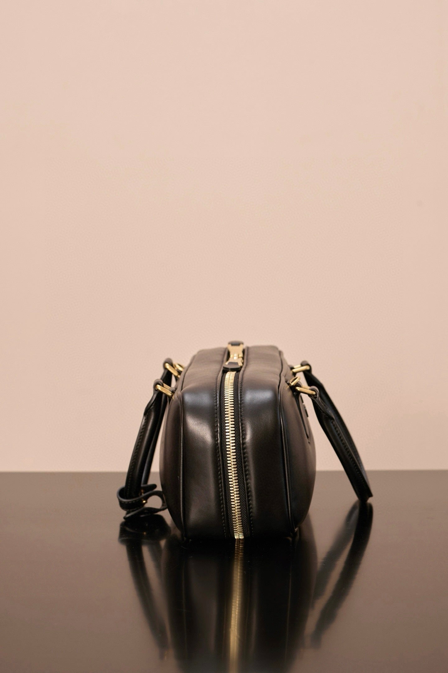 미우미우 아르카디 라지